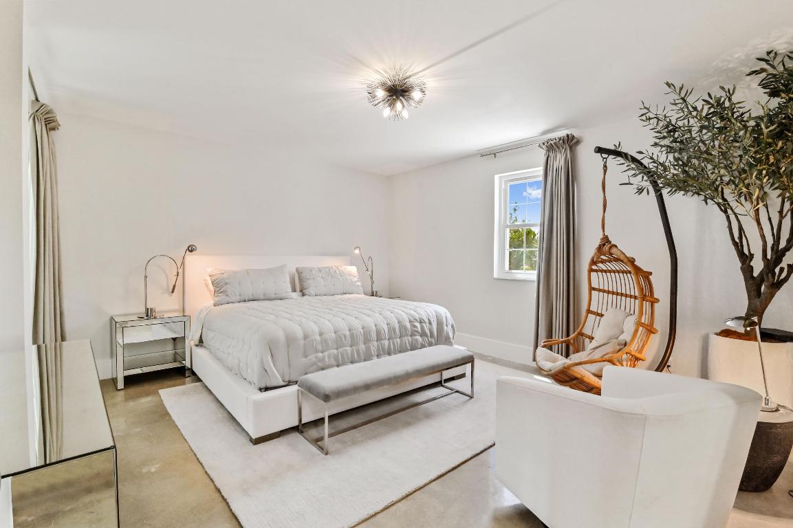 226 Brazilian Avenue 2 C