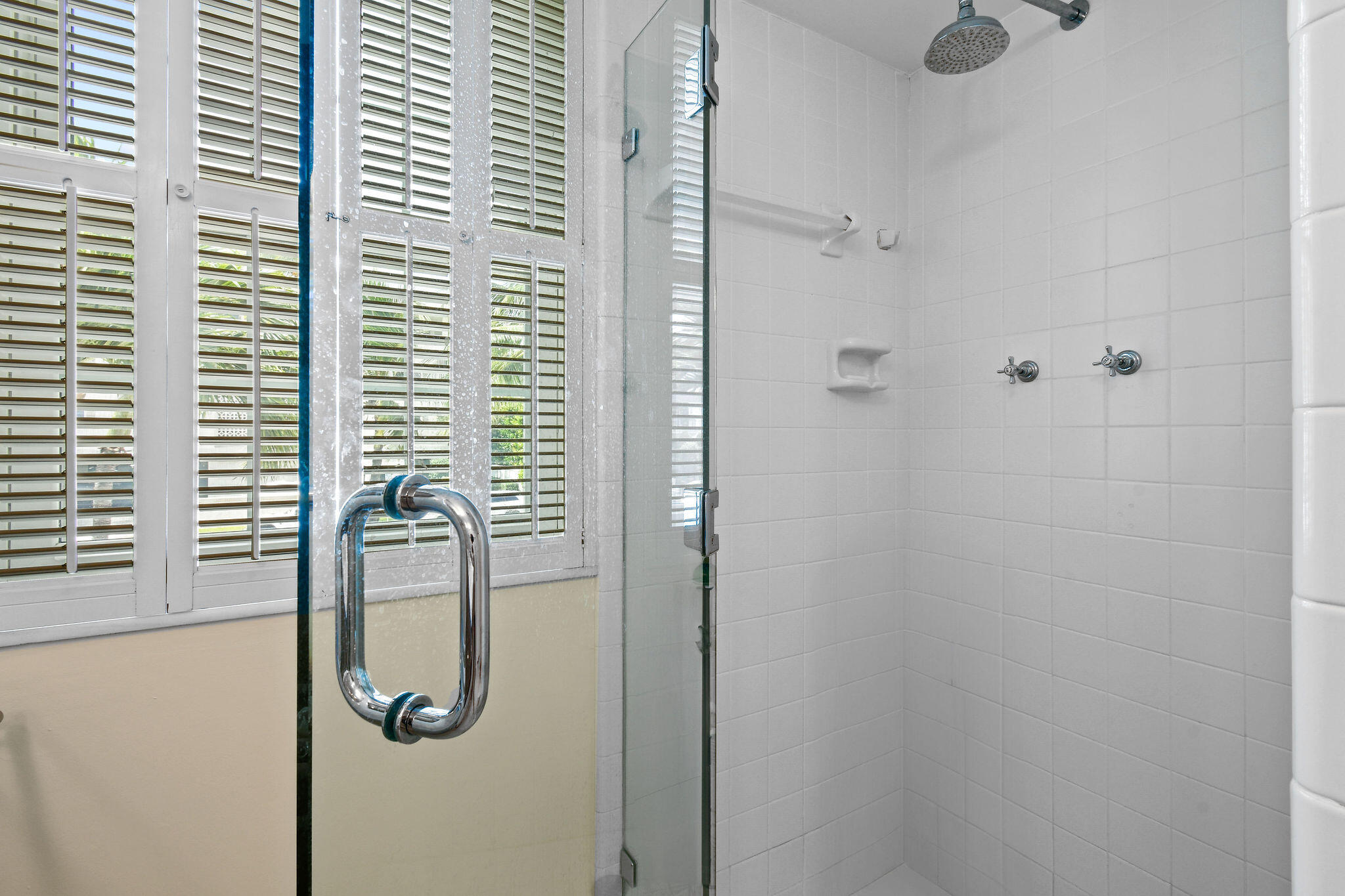 226 Brazilian Avenue 2 D