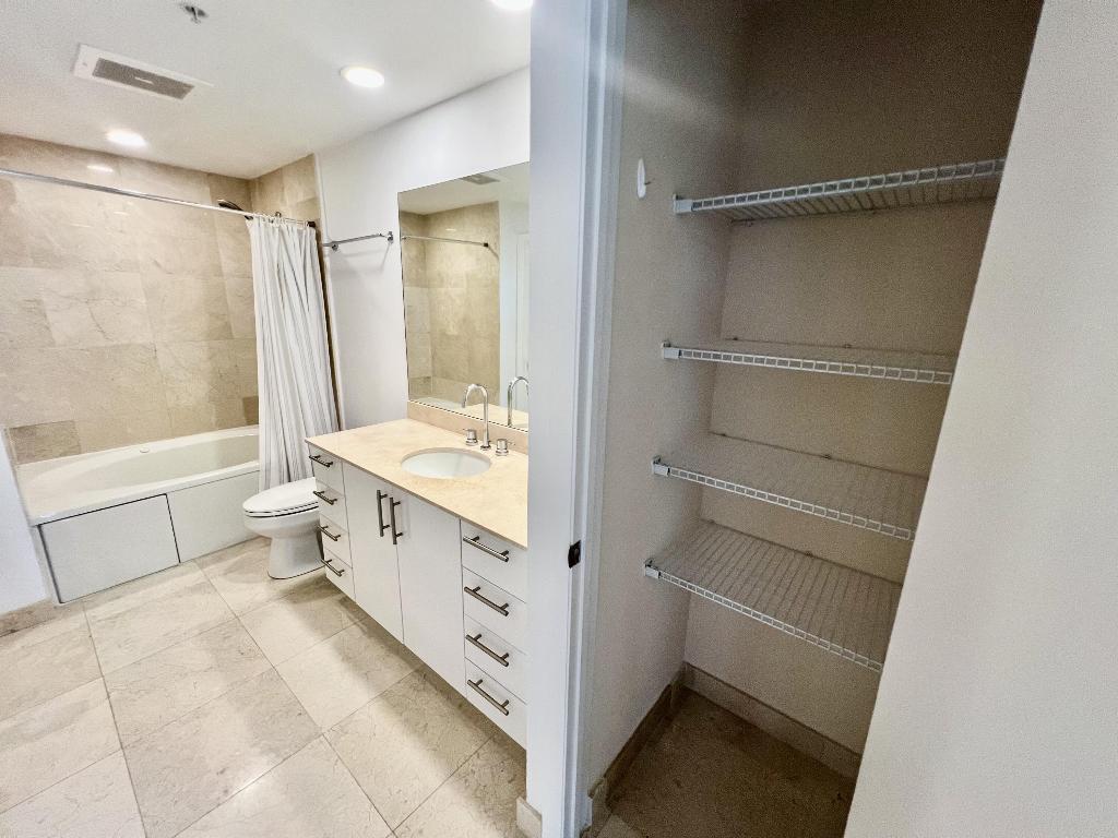 550 Okeechobee Boulevard 514