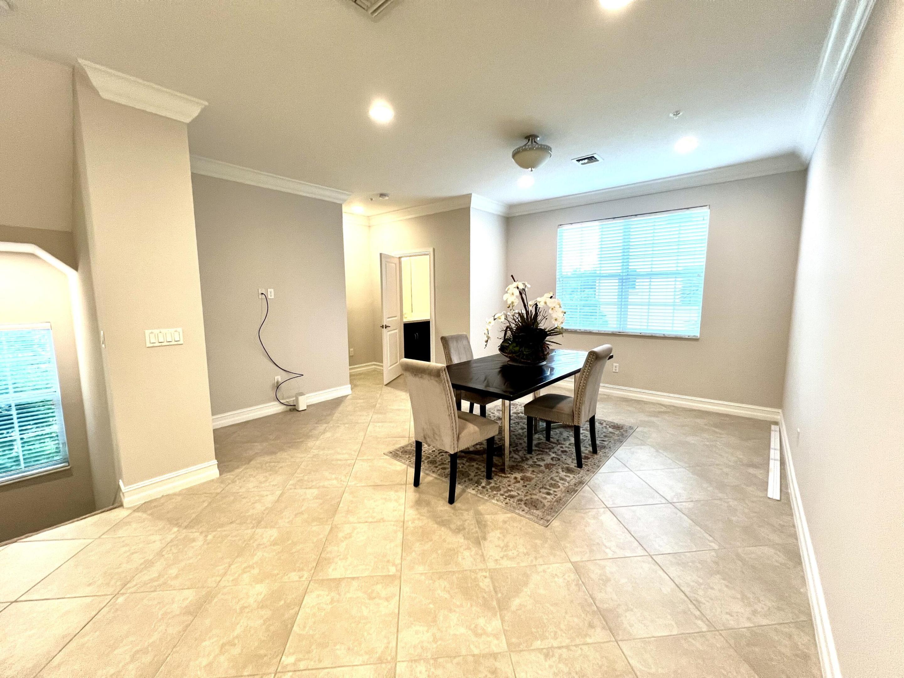 224 S Federal Highway 1