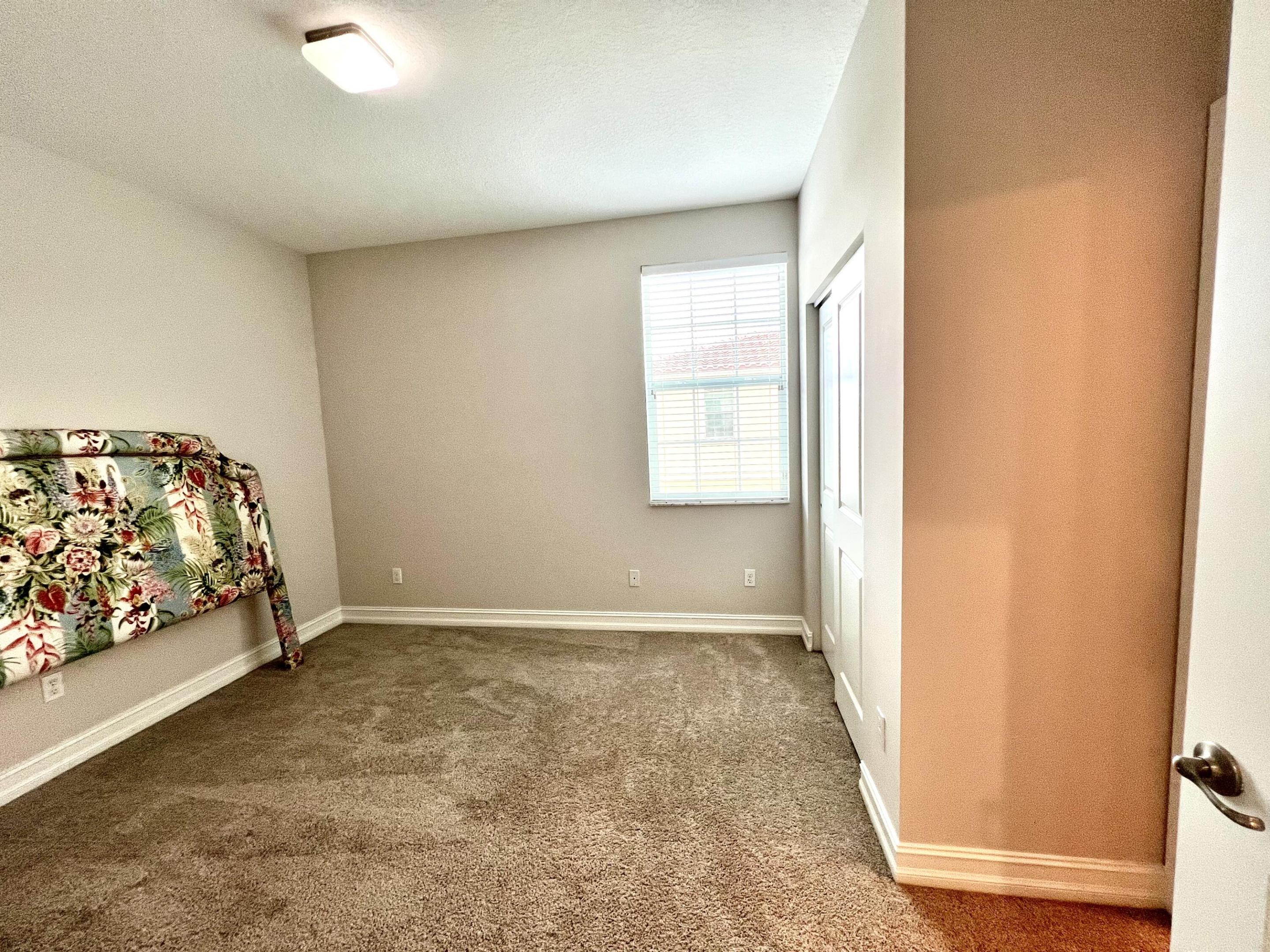 224 S Federal Highway 1