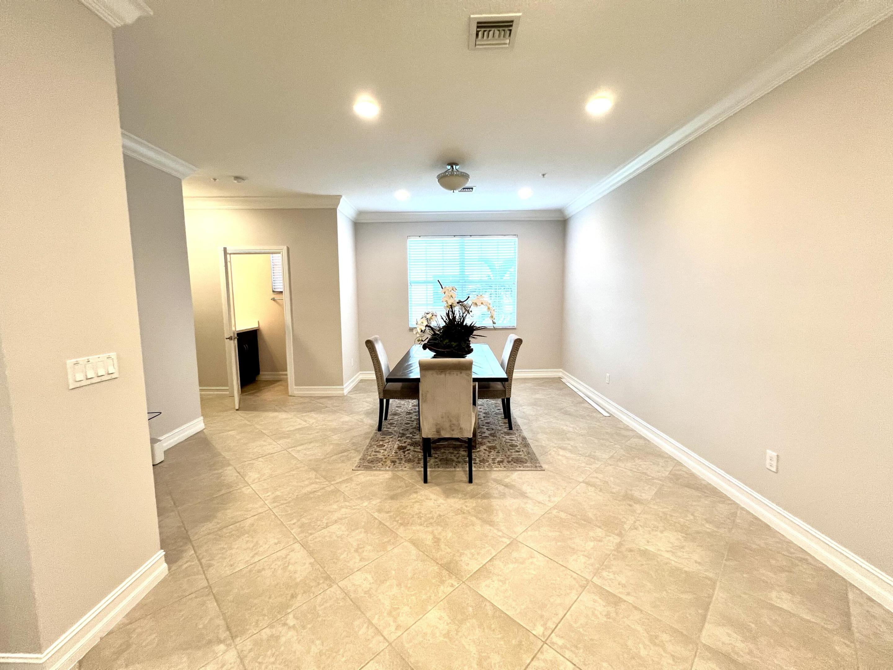 224 S Federal Highway 1