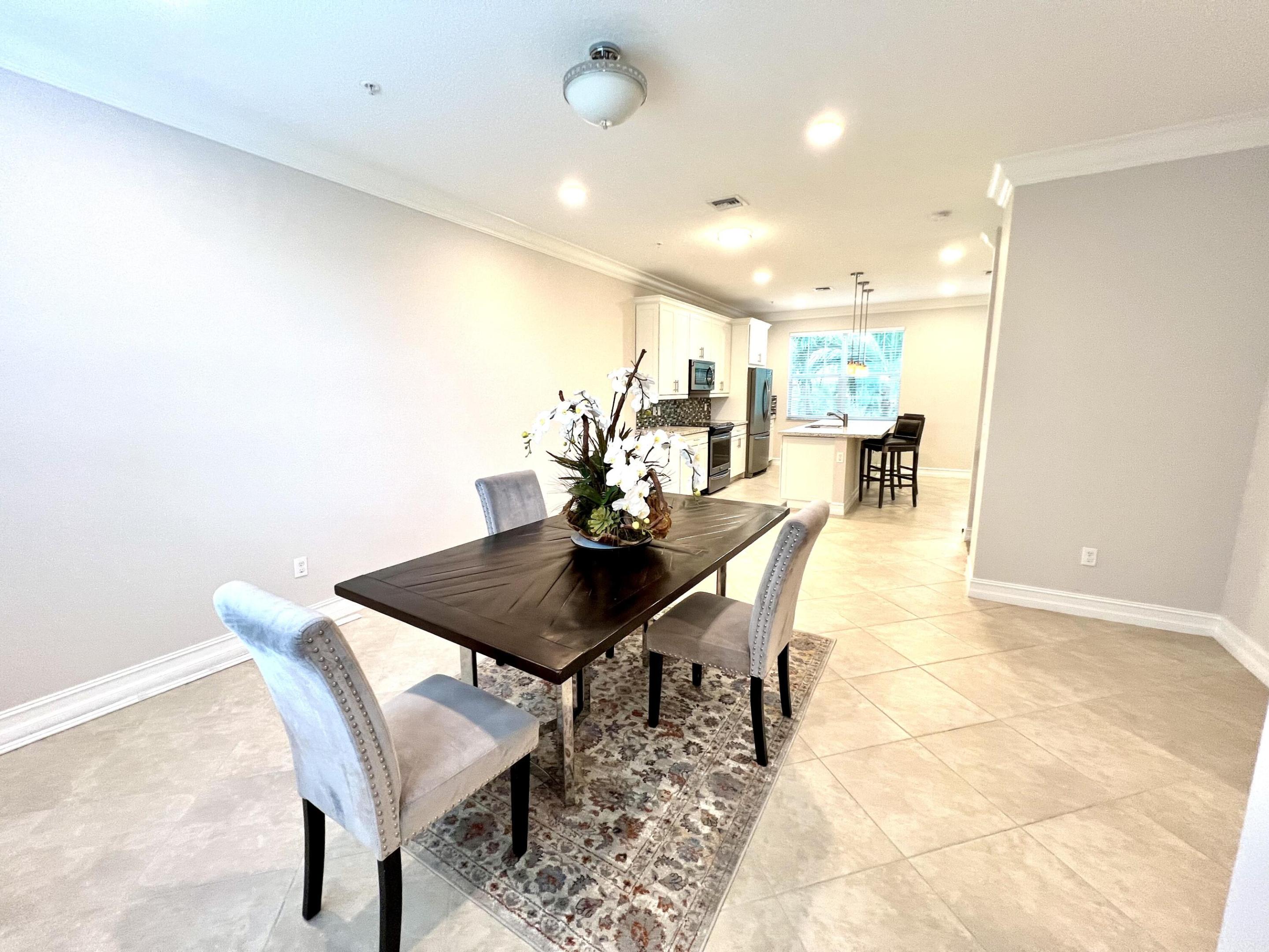 224 S Federal Highway 1