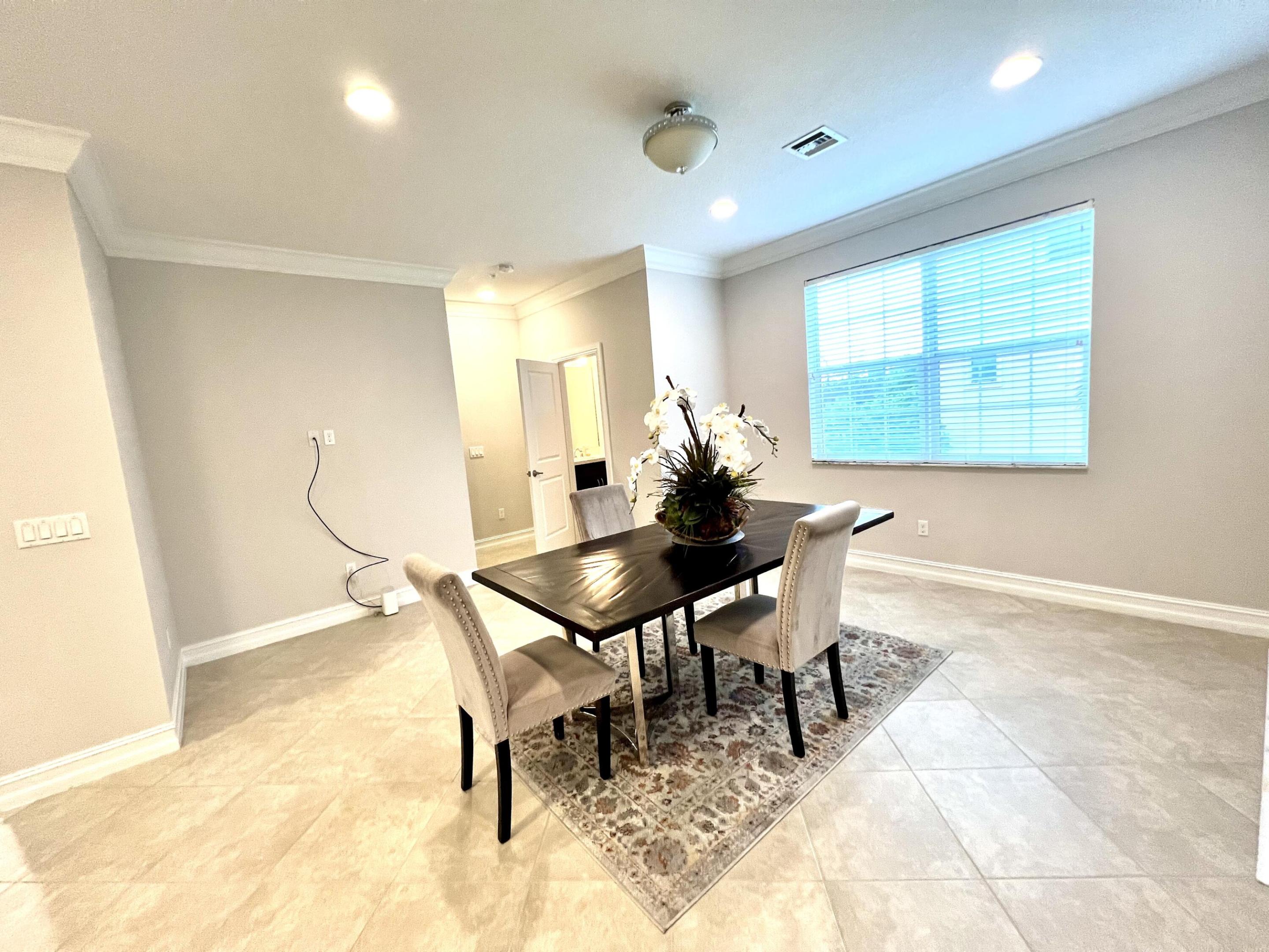 224 S Federal Highway 1