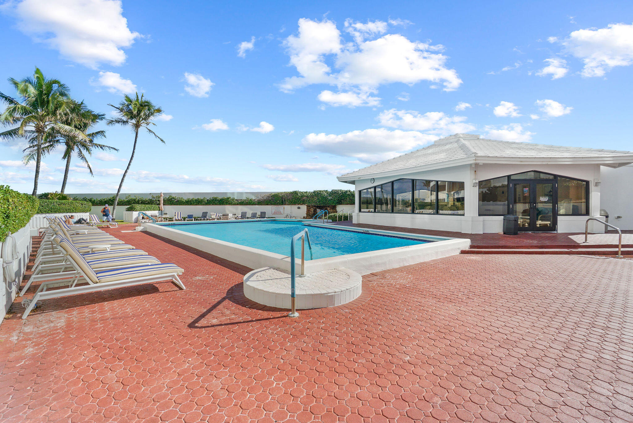 3590 S Ocean 606 Boulevard 606