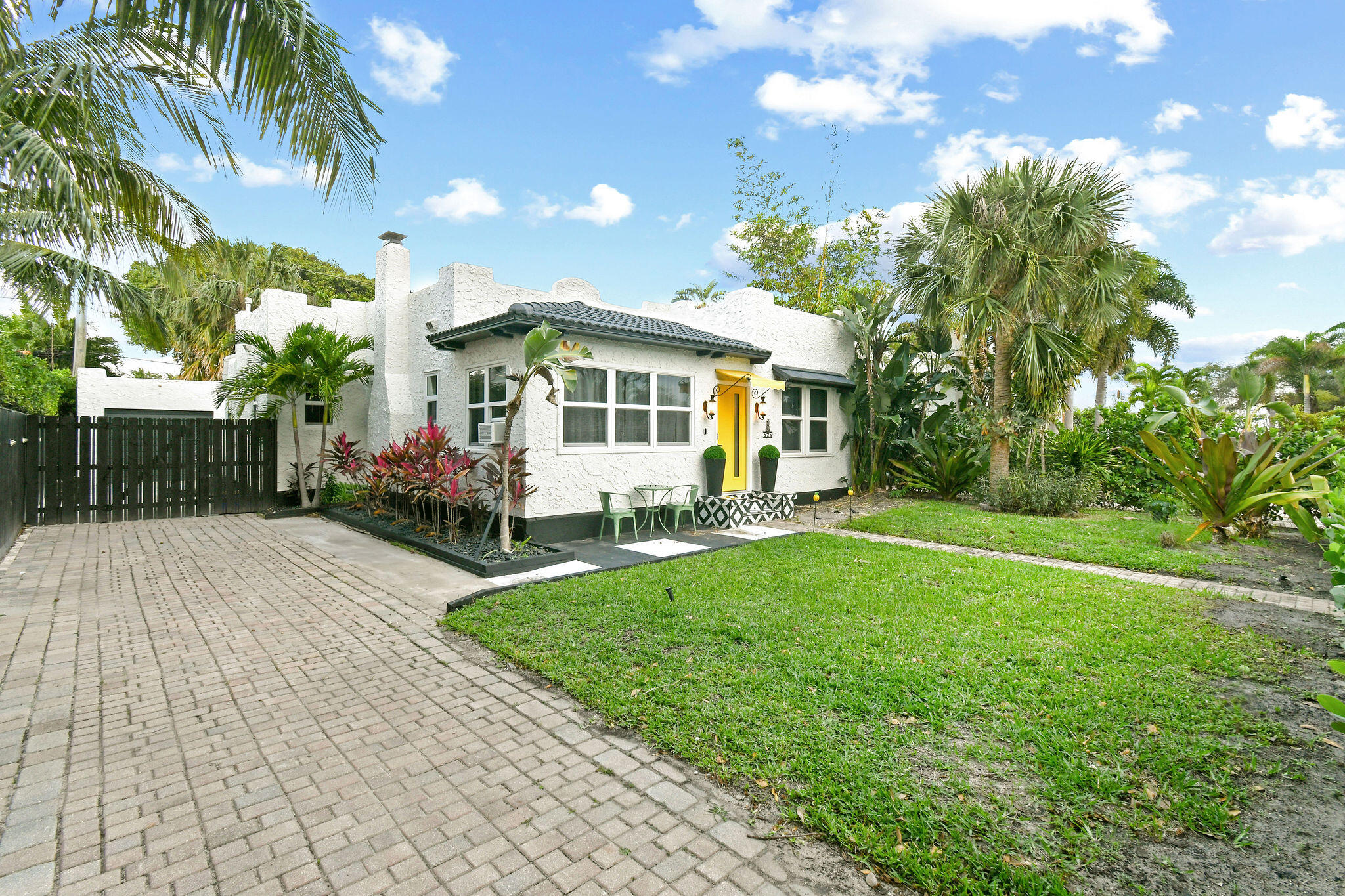 525 Westwood Road