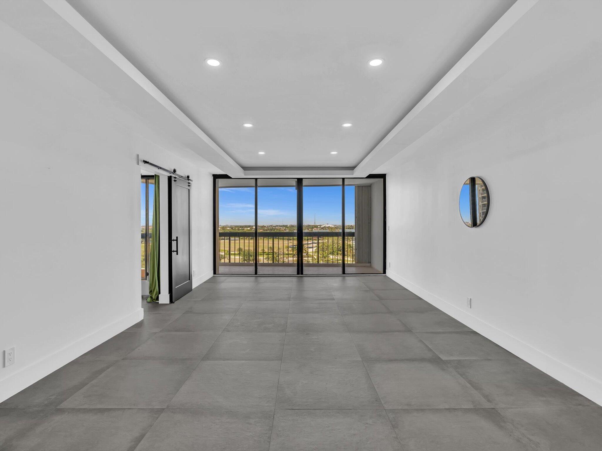 2425 Presidential Way 1101