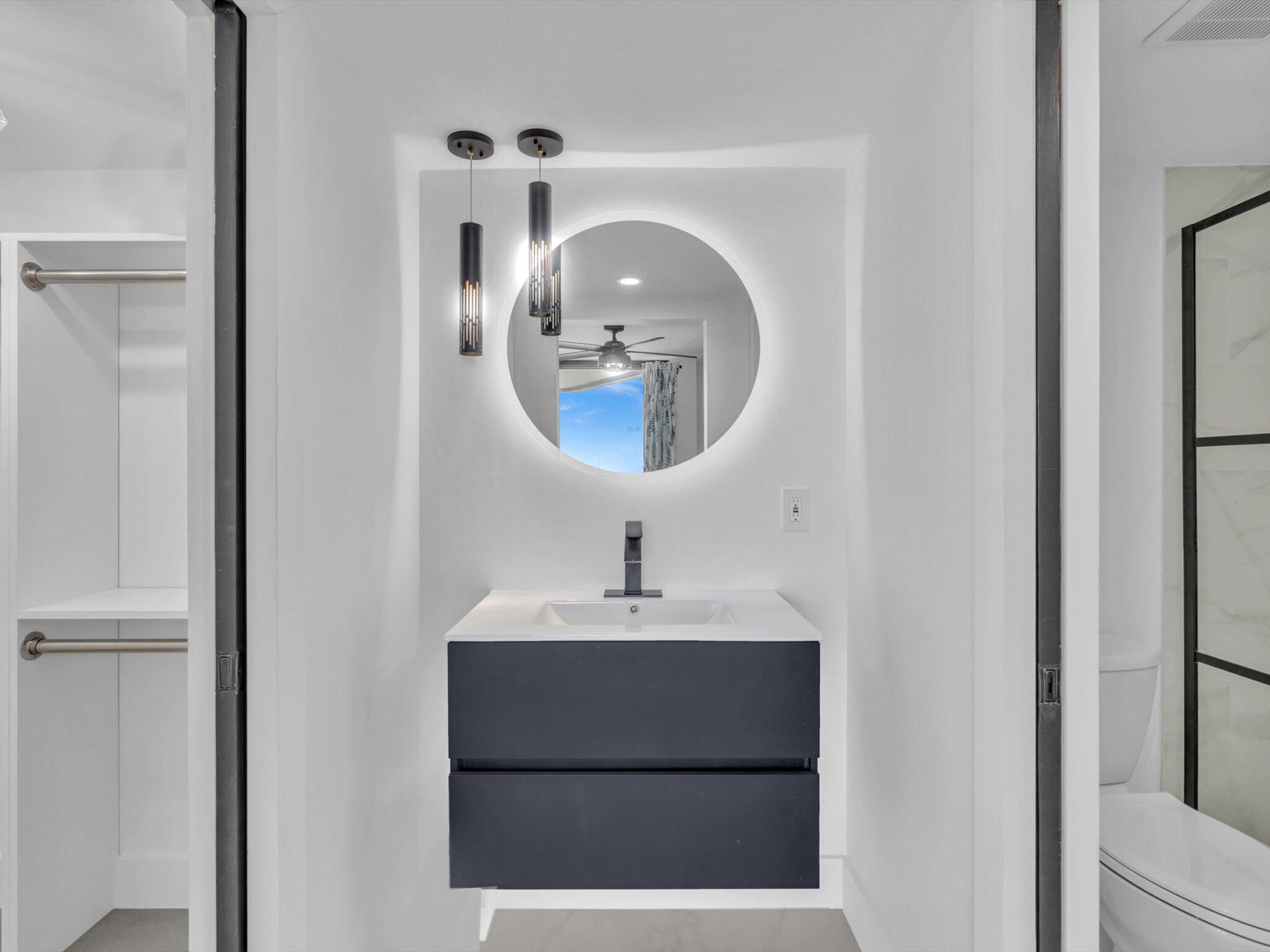 2425 Presidential Way 1101