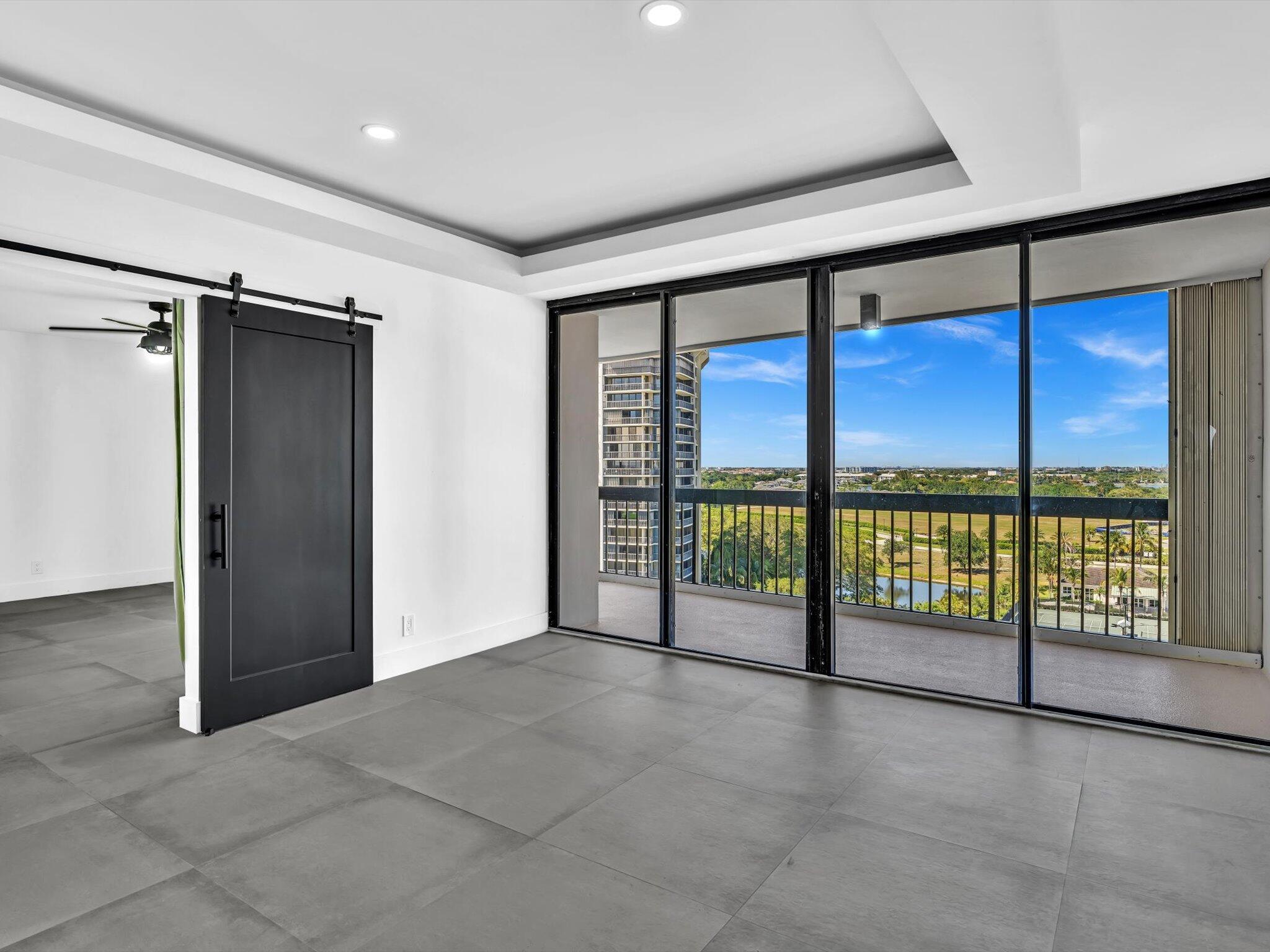 2425 Presidential Way 1101