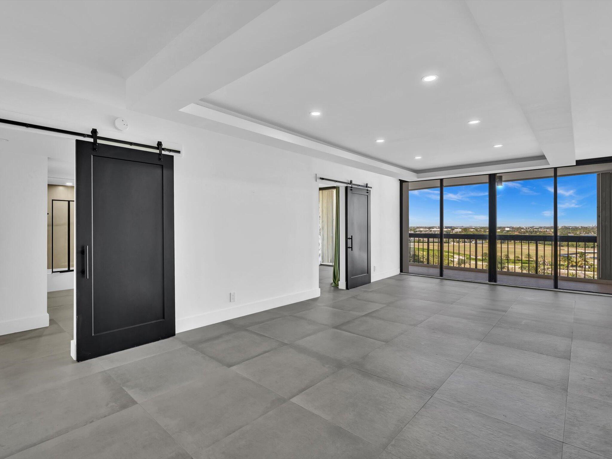 2425 Presidential Way 1101