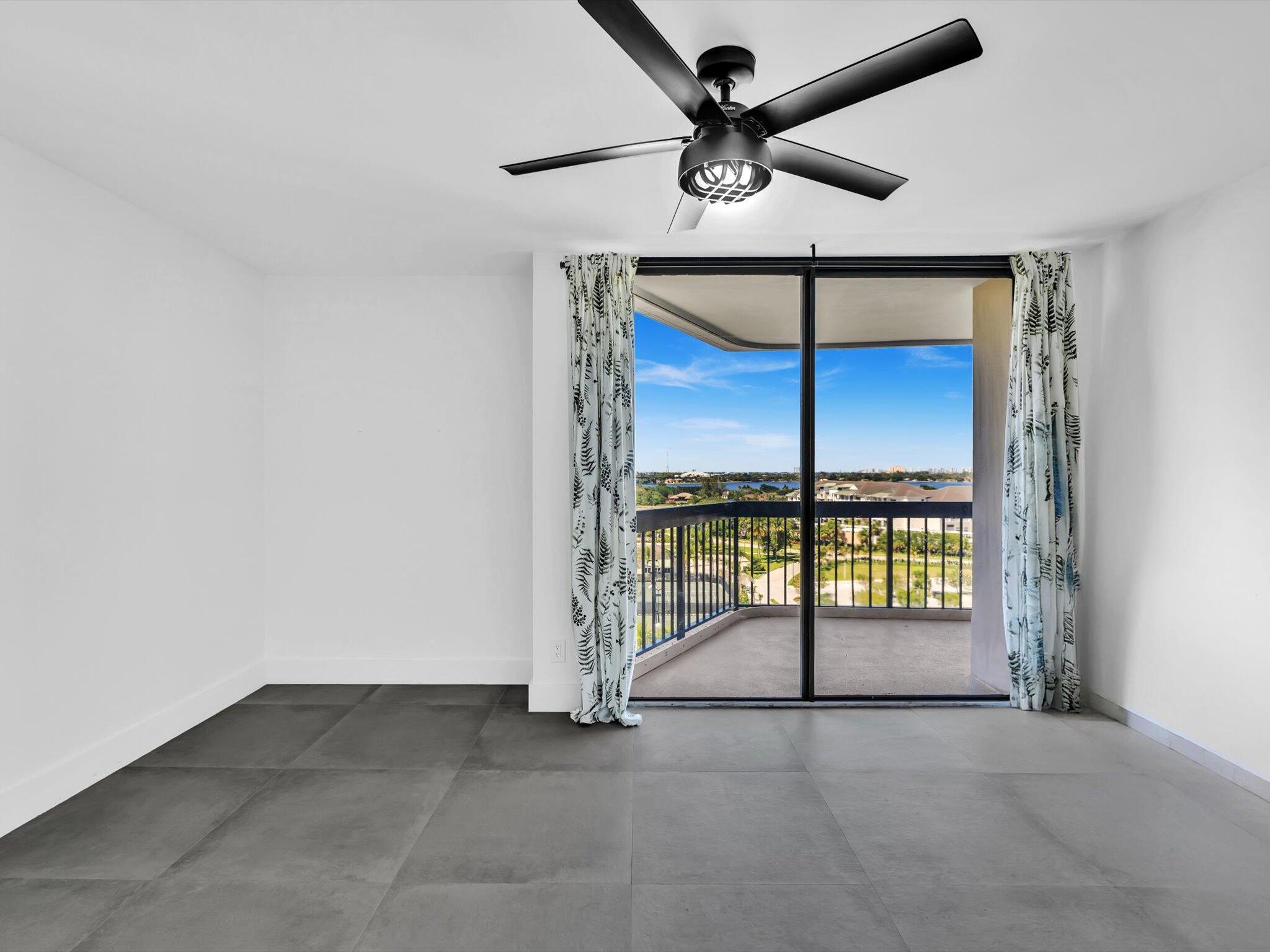 2425 Presidential Way 1101