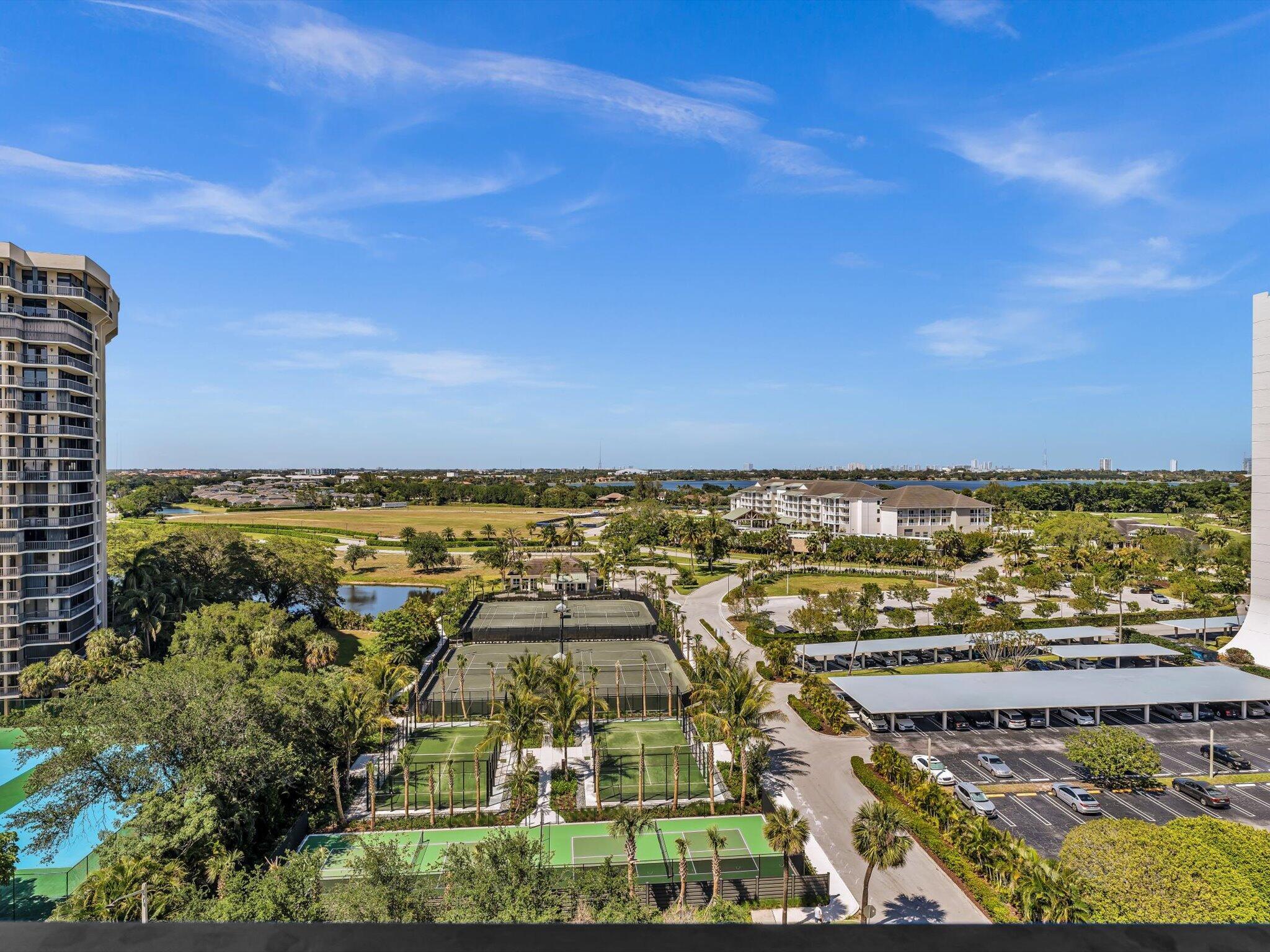 2425 Presidential Way 1101