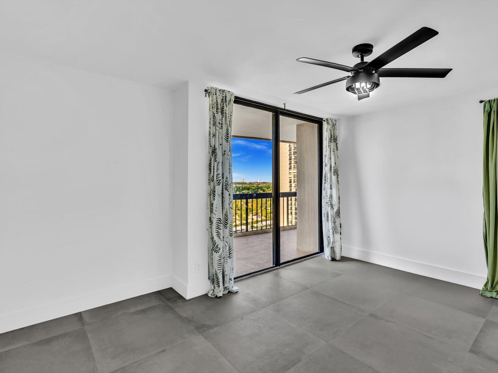 2425 Presidential Way 1101