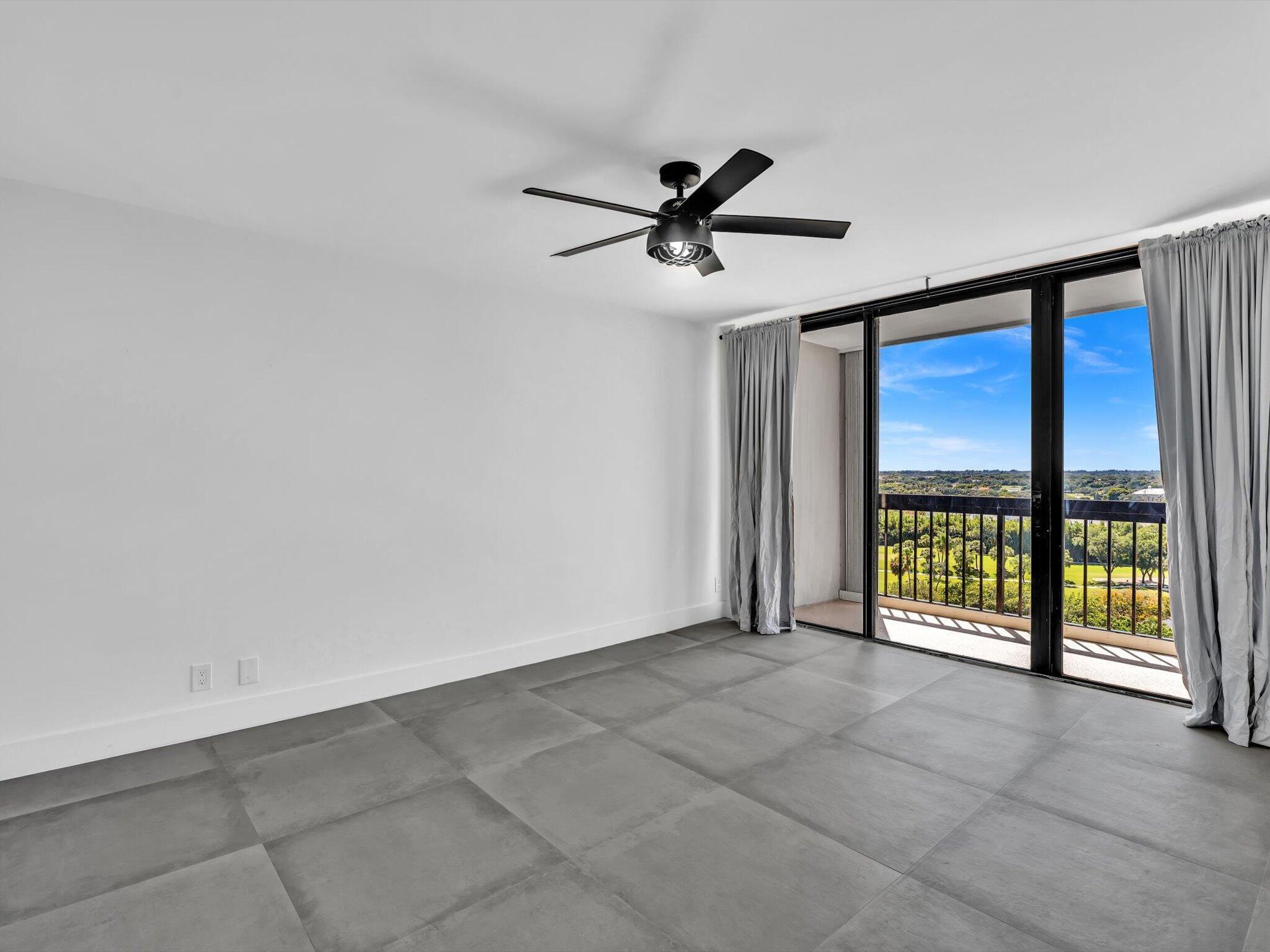 2425 Presidential Way 1101