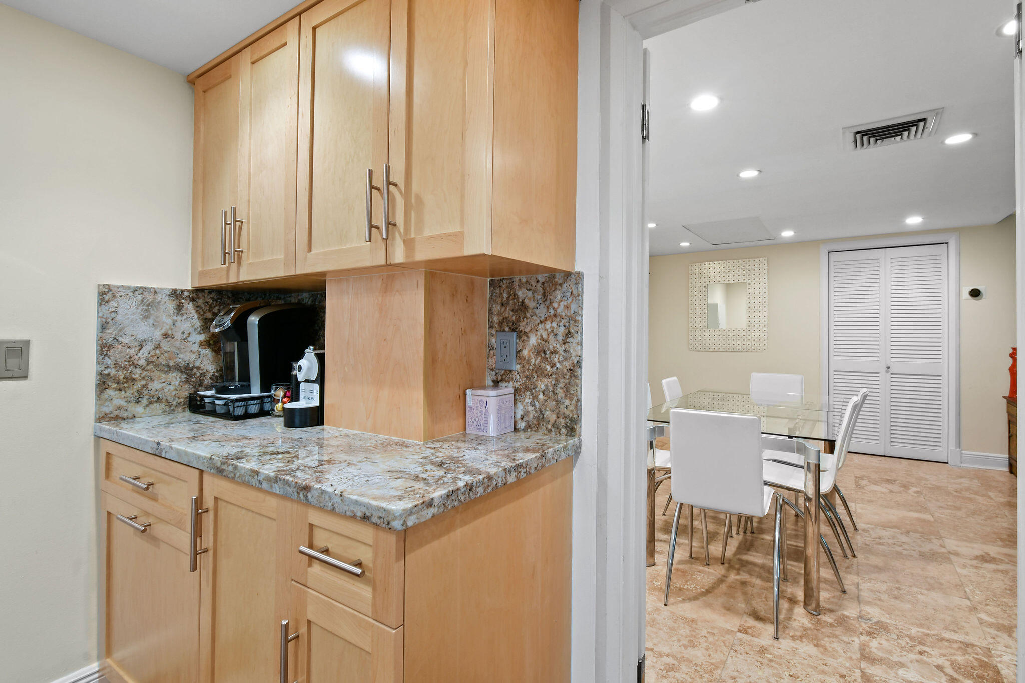 226 Brazilian Avenue 2 D