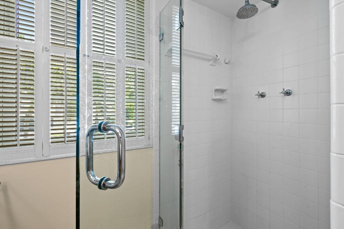 226 Brazilian Avenue 2 D