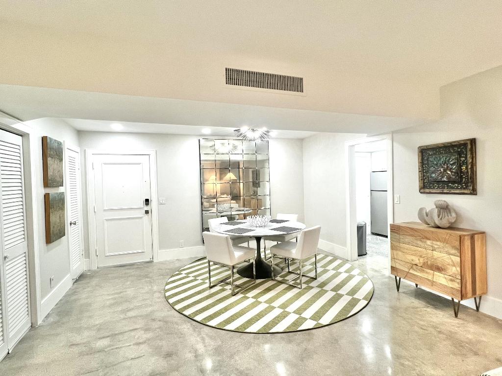 226 Brazilian Avenue 2 C