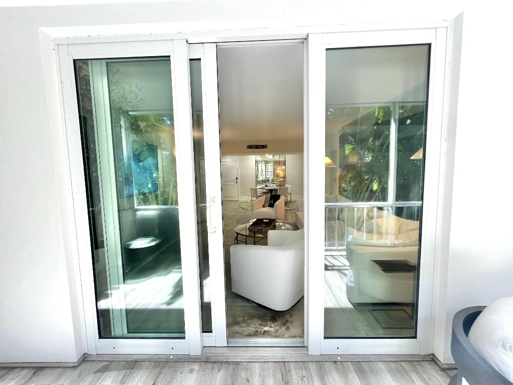 226 Brazilian Avenue 2 C