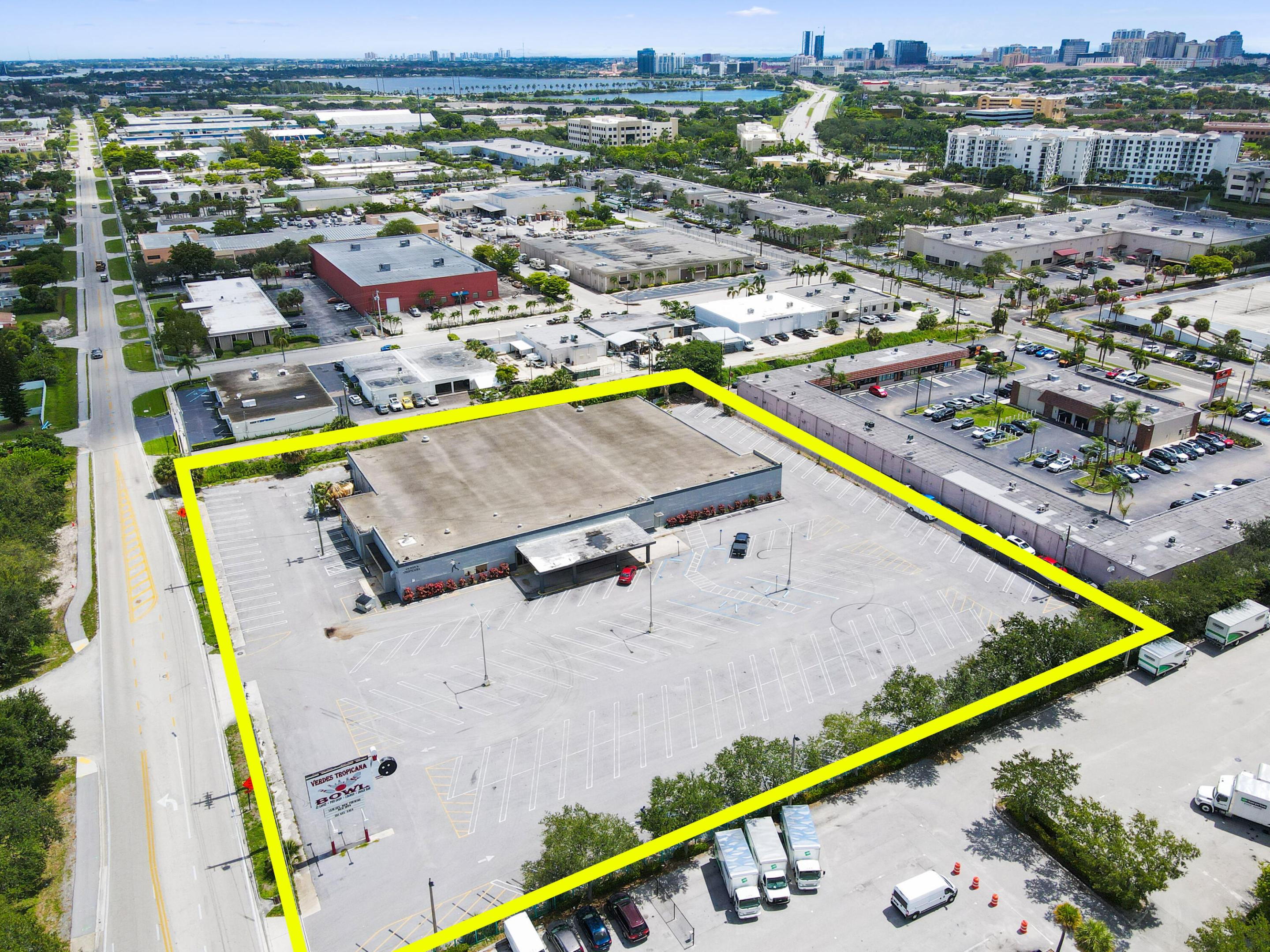 2500 N Florida Mango Road