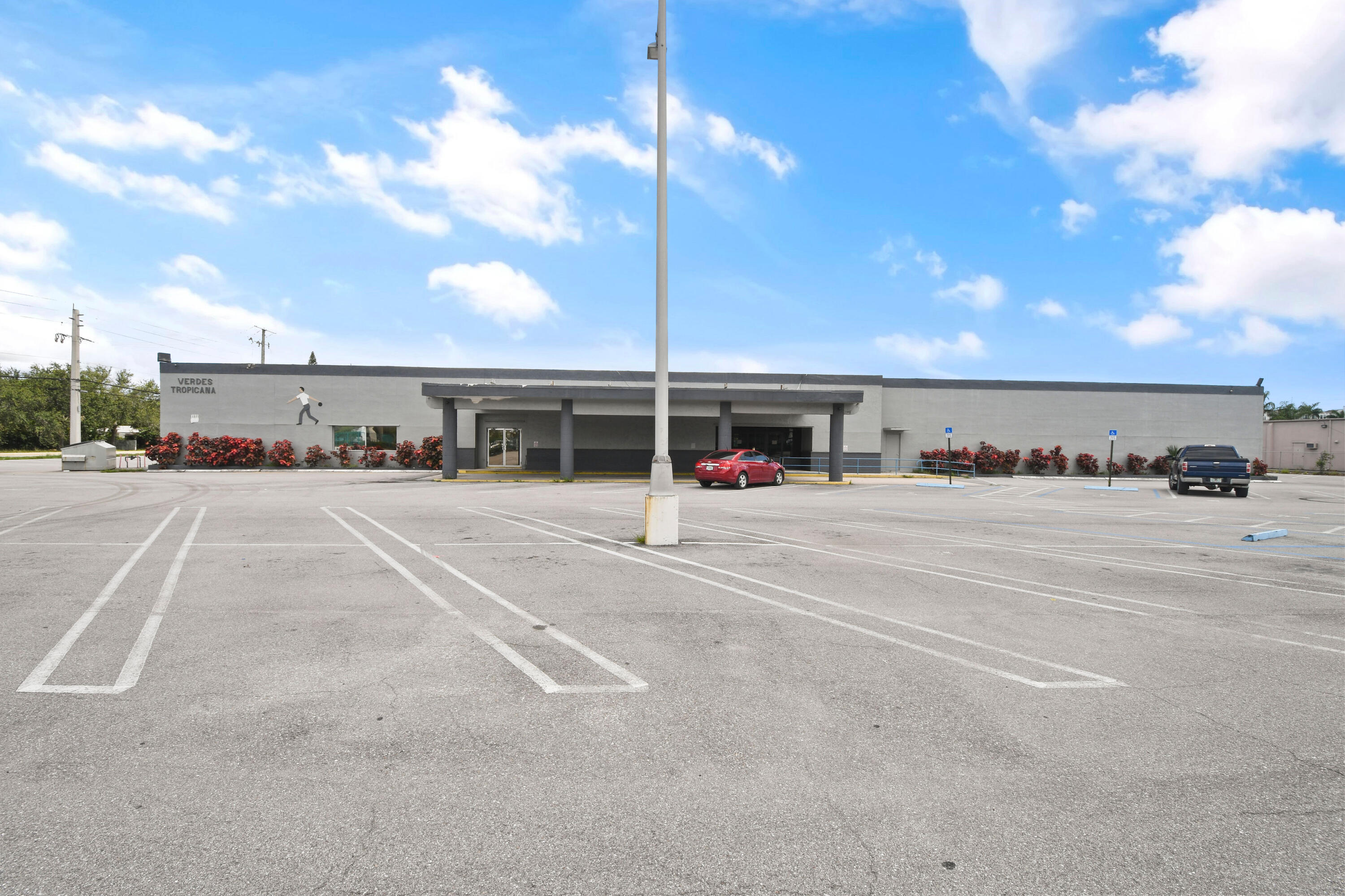 2500 N Florida Mango Road