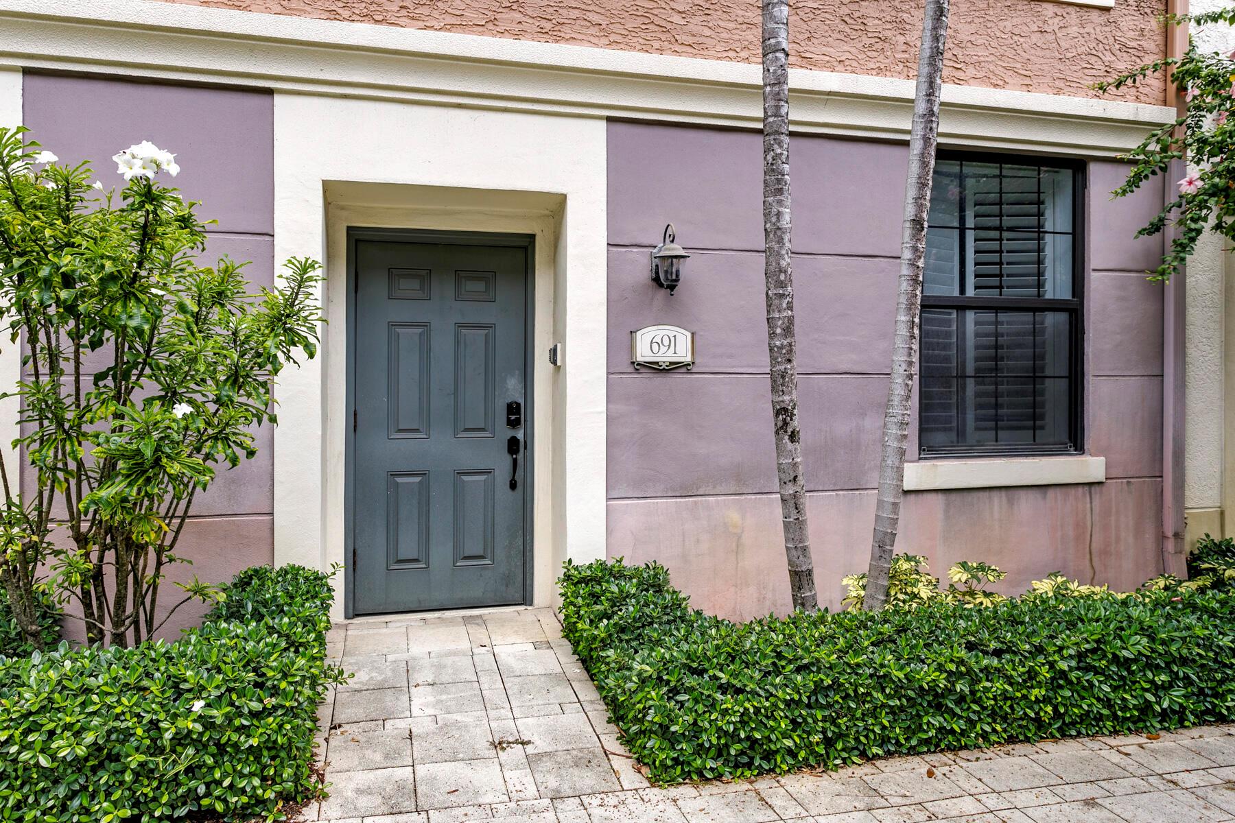 691 Hibiscus Street