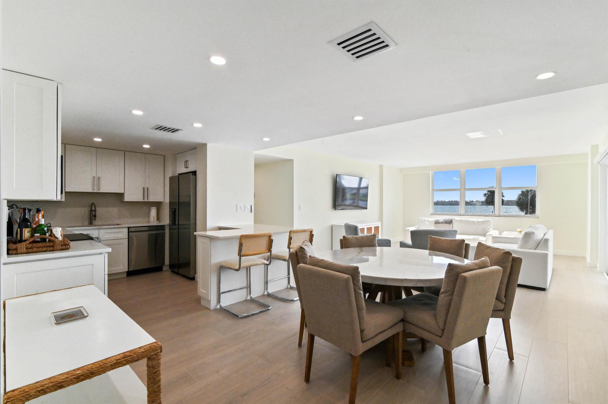 2600 N Flagler Drive 210