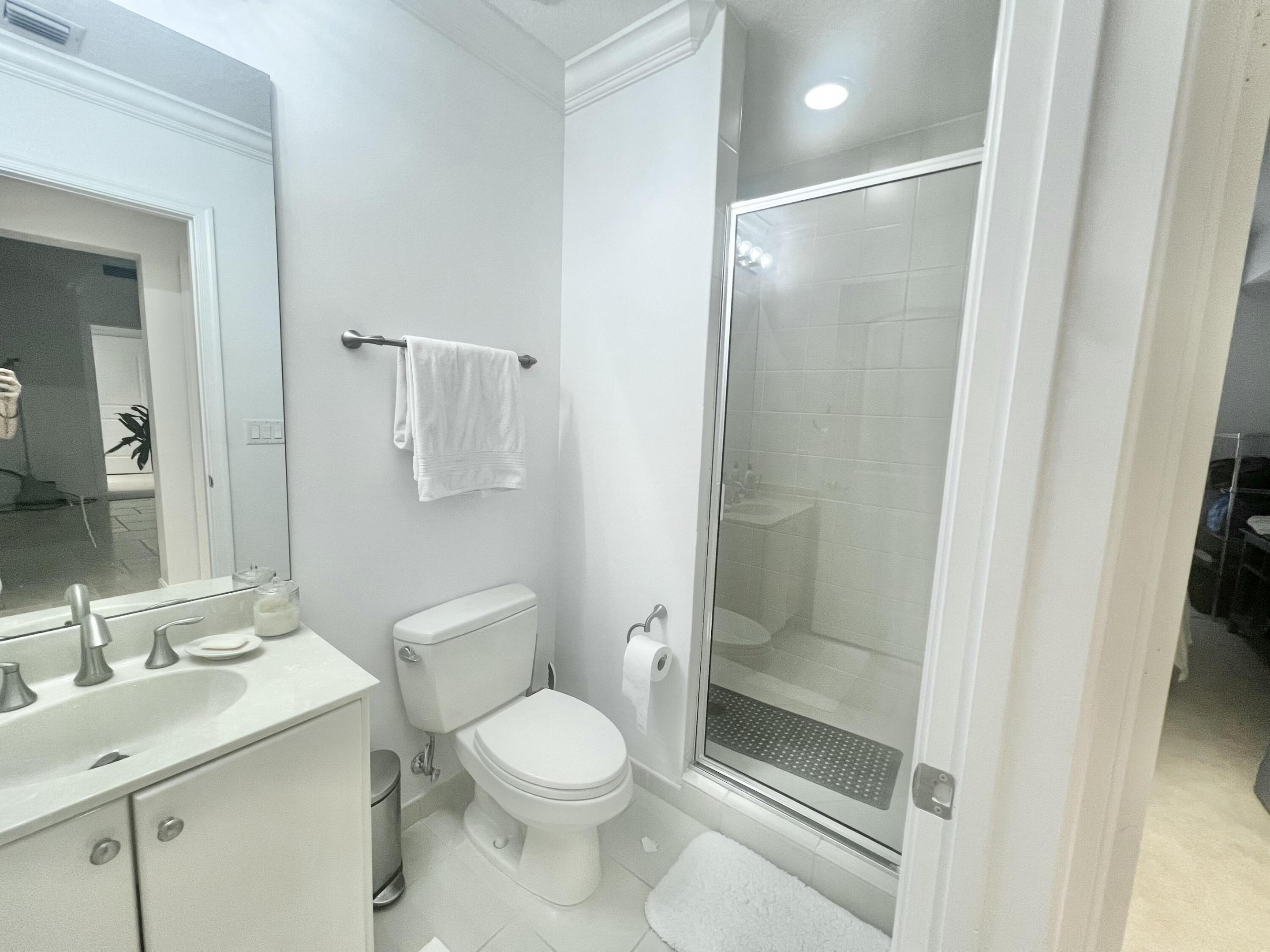 701 S Olive Avenue S 1413