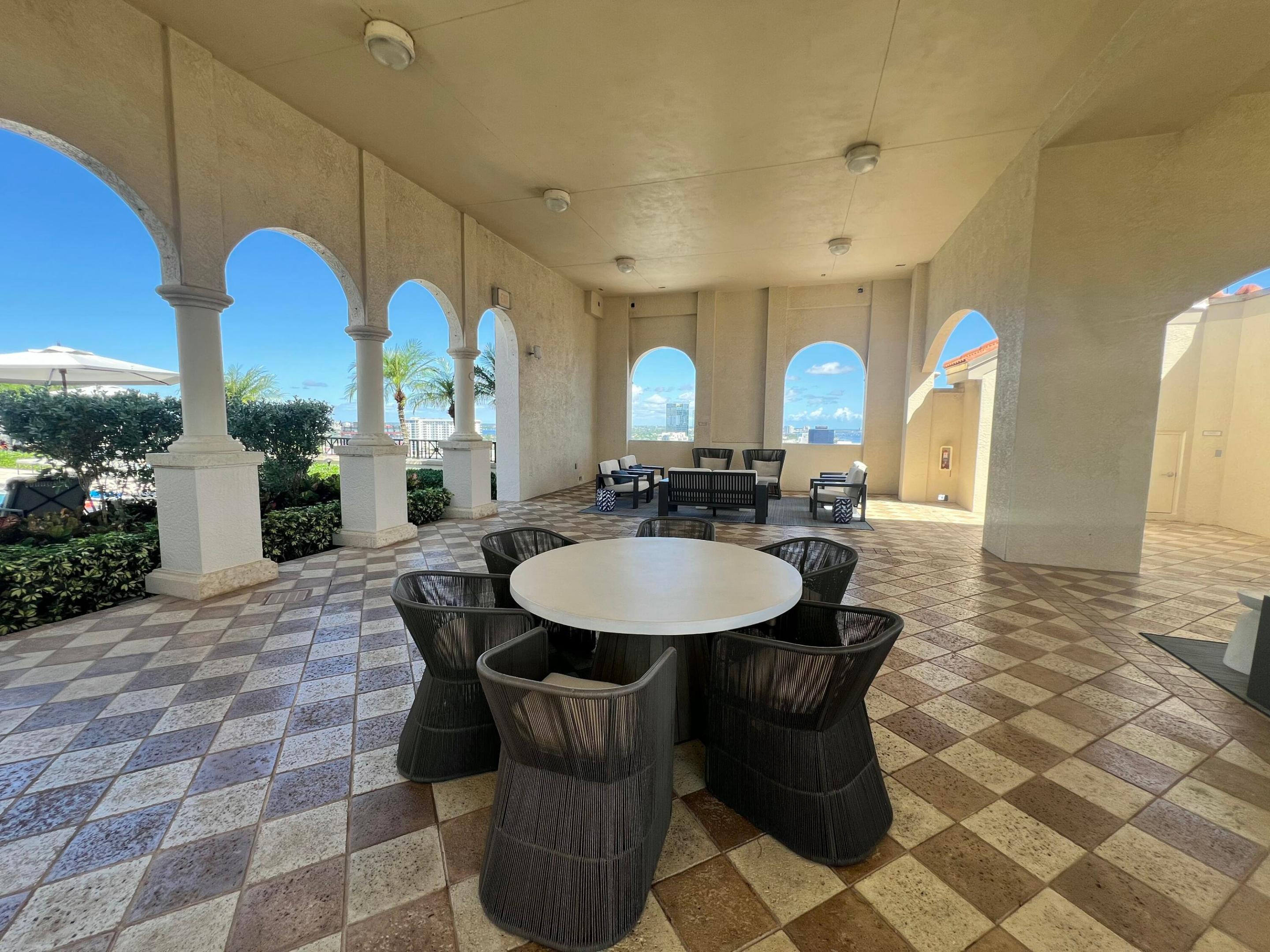 701 S Olive Avenue S 1413