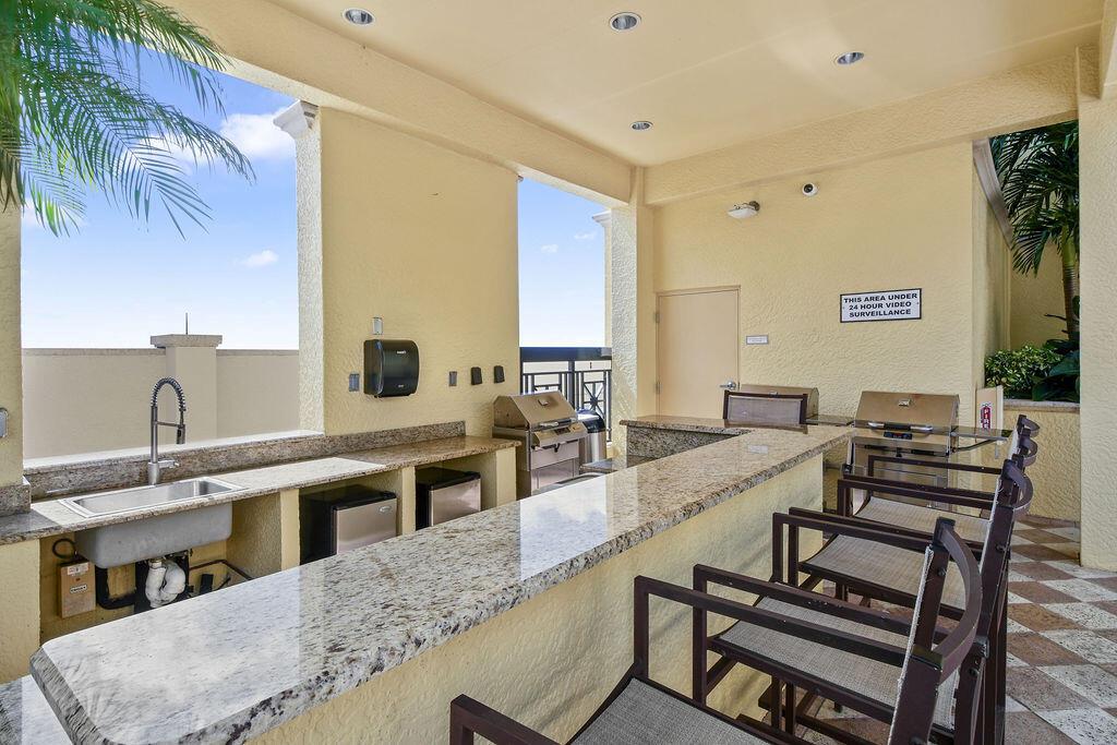 701 S Olive Avenue S 1413