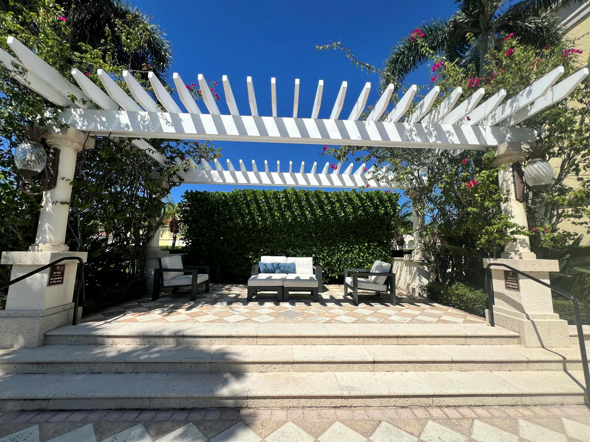 701 S Olive Avenue S 1413