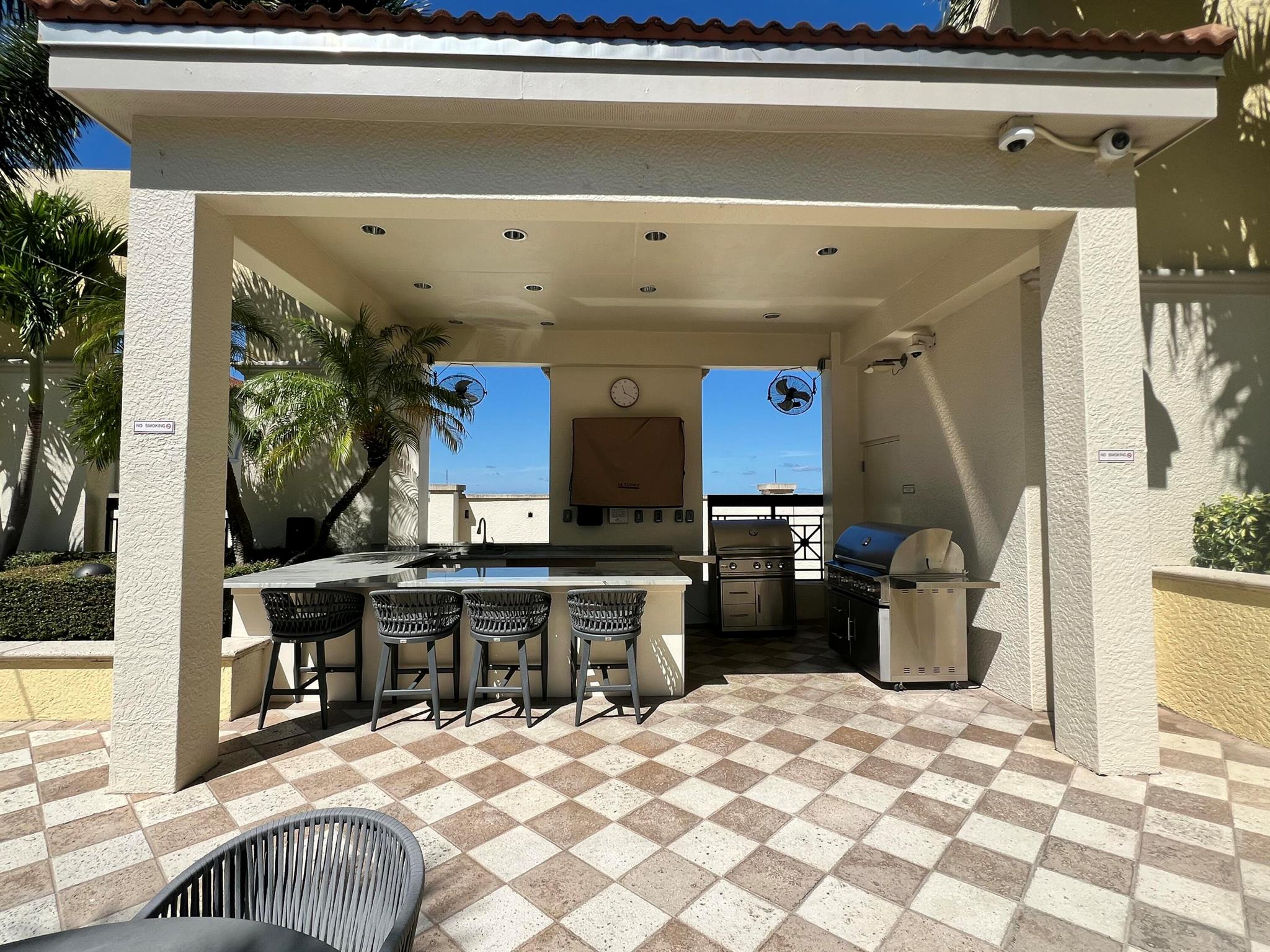 701 S Olive Avenue S 1413