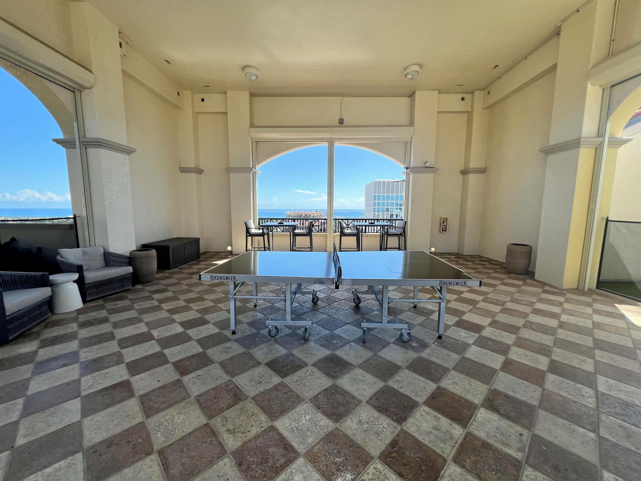 701 S Olive Avenue S 1413