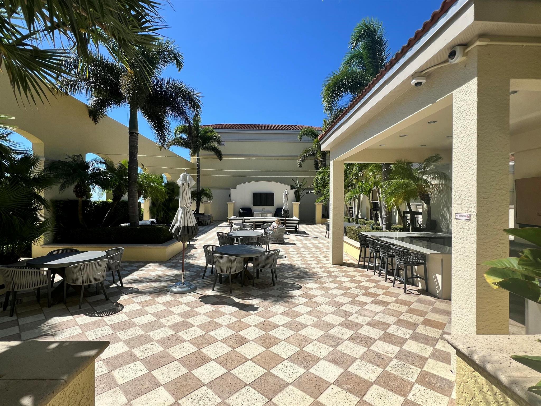 701 S Olive Avenue S 1413