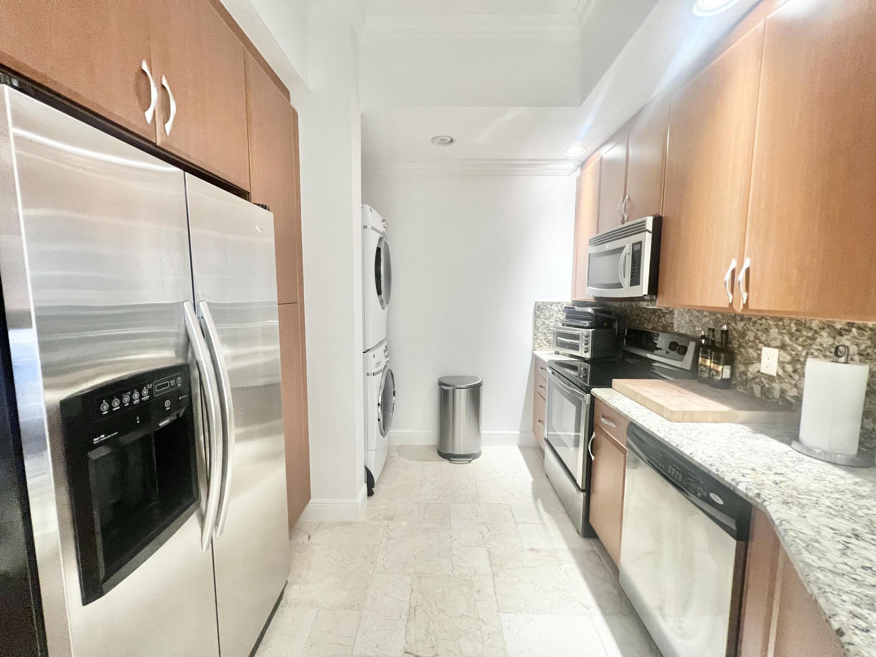 701 S Olive Avenue S 1413