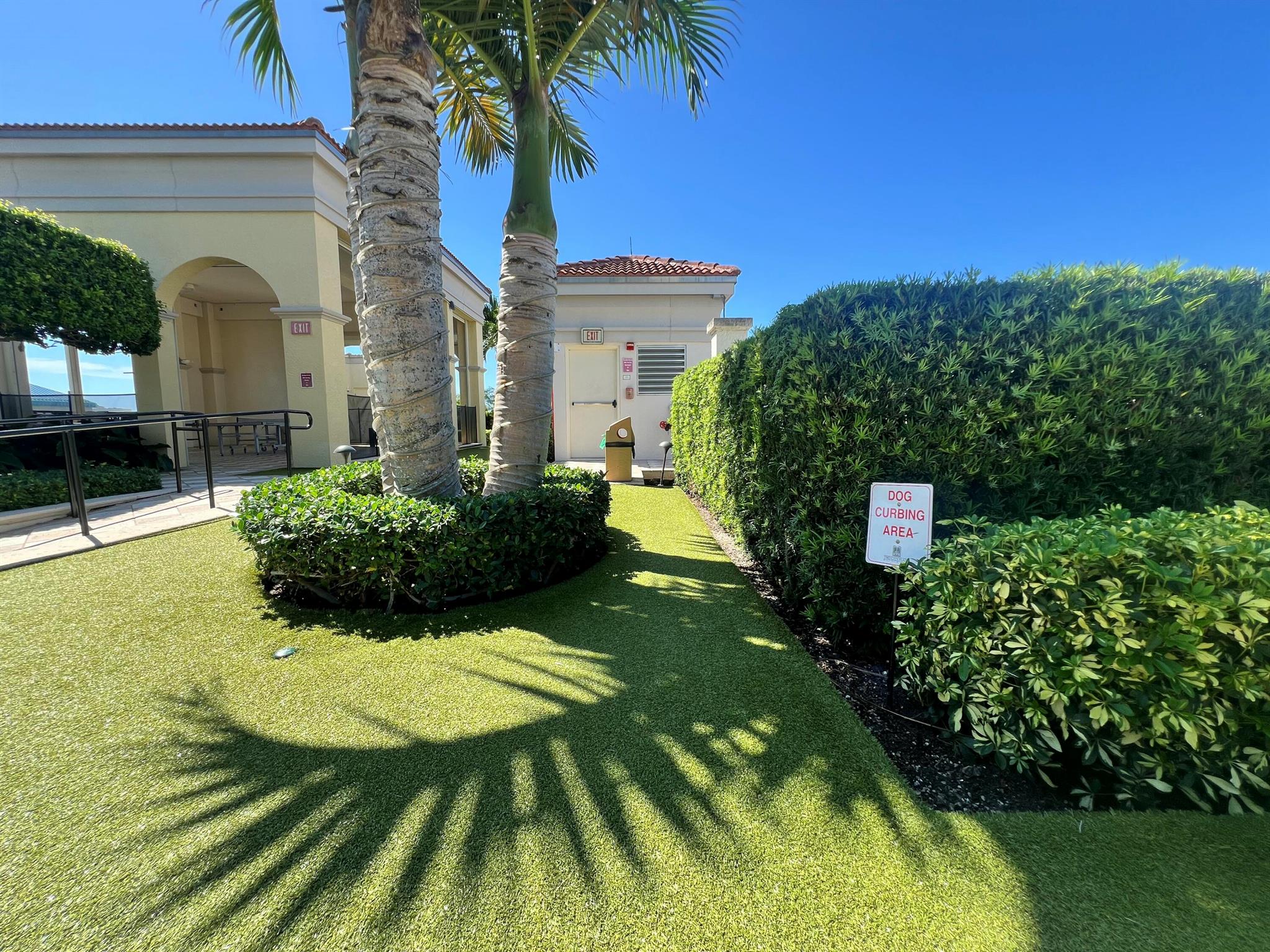 701 S Olive Avenue S 1413