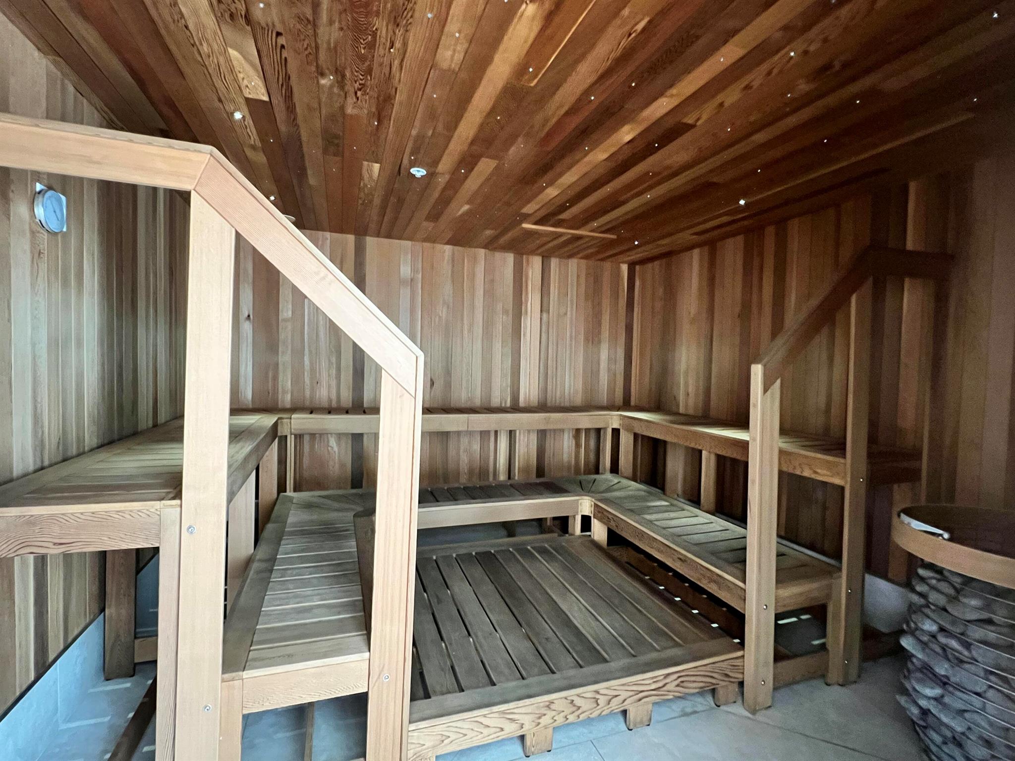 701 S Olive Avenue S 1413