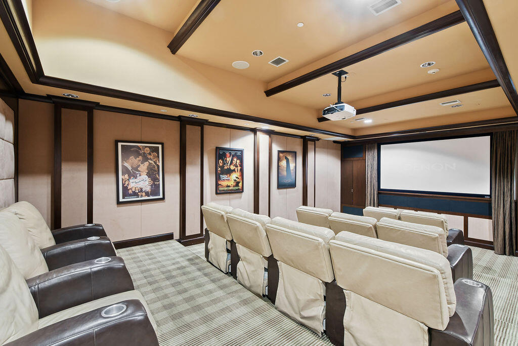 701 S Olive Avenue S 1413