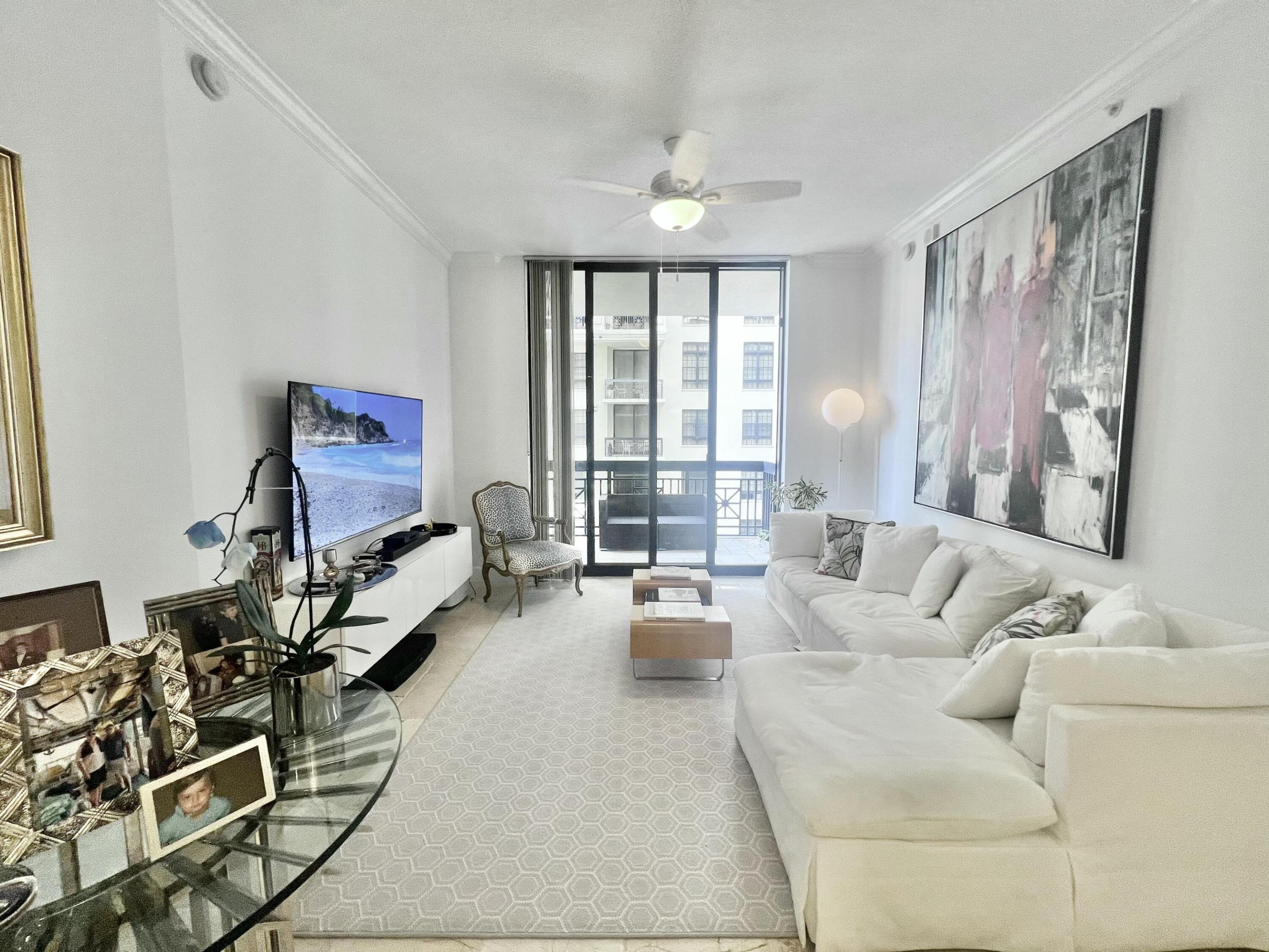 701 S Olive Avenue S 1413