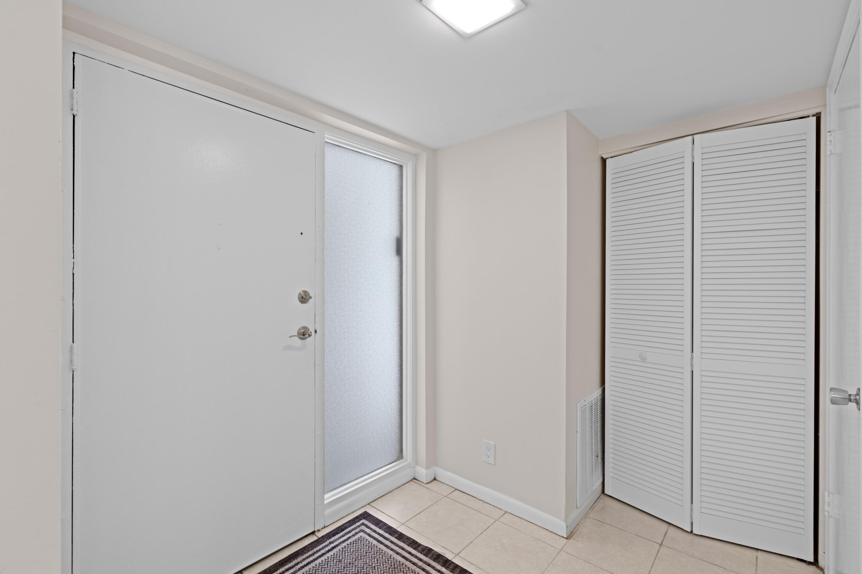 1723 Consulate Place 102