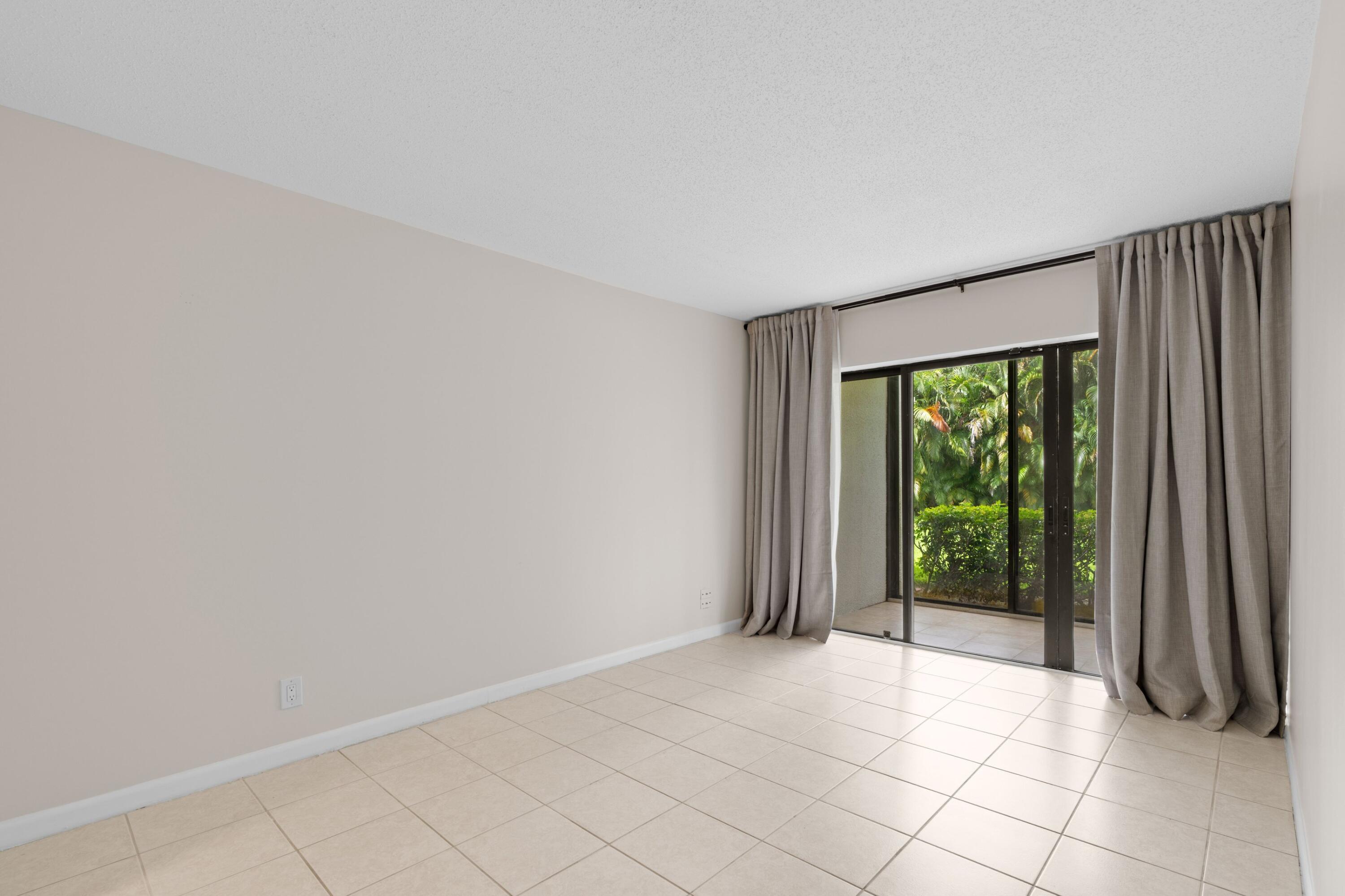 1723 Consulate Place 102