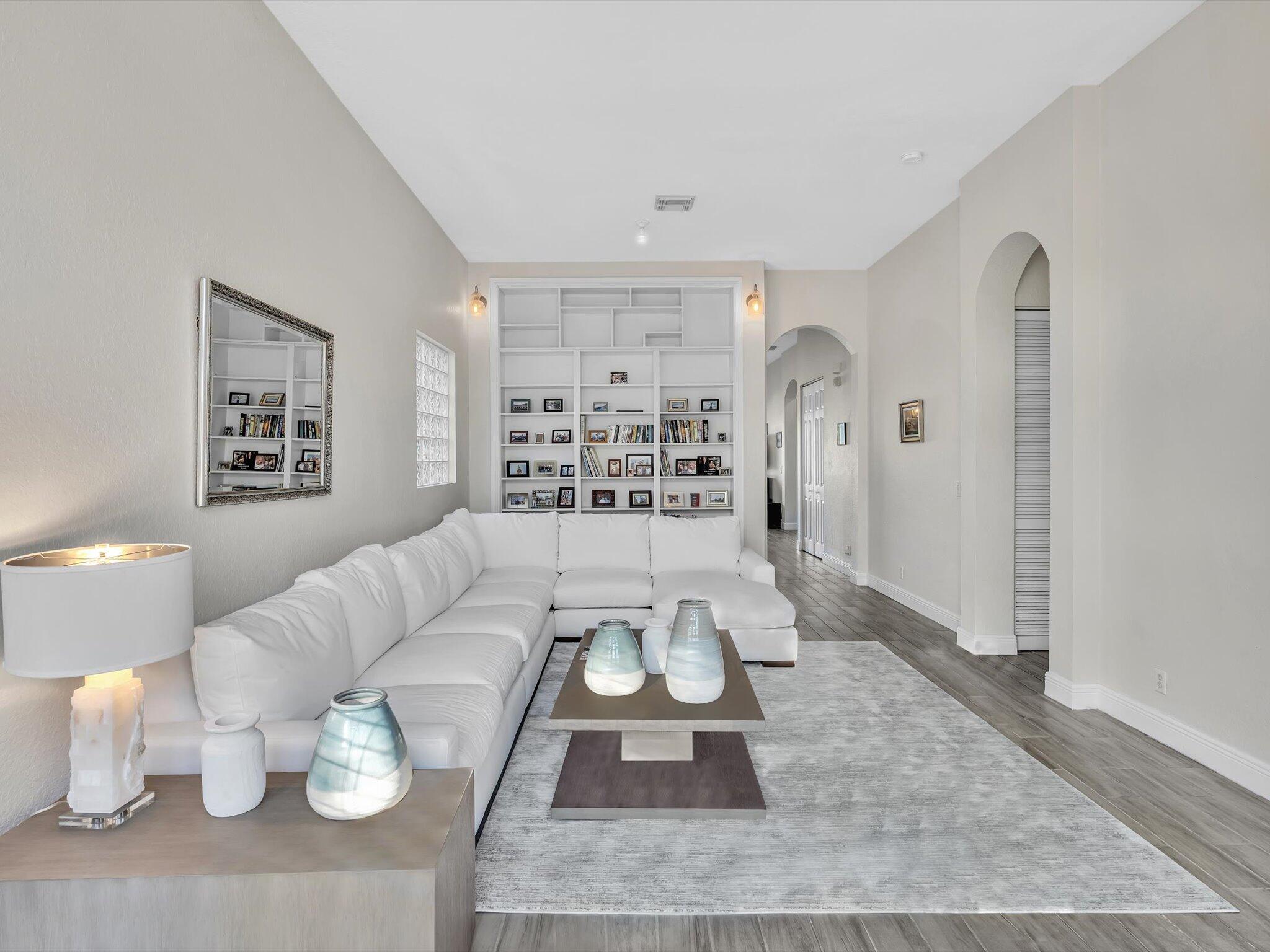 607 Gazetta Way