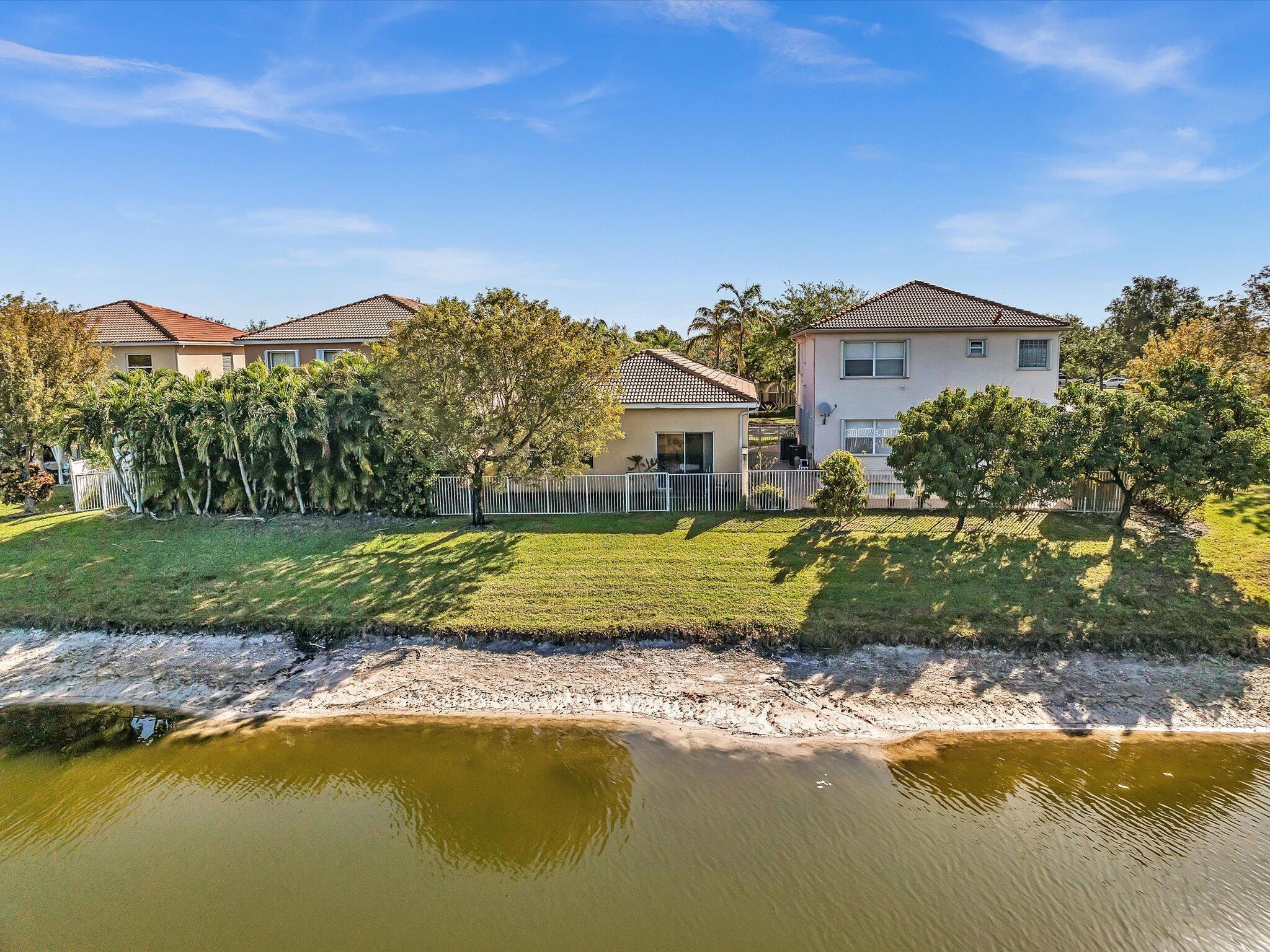 607 Gazetta Way