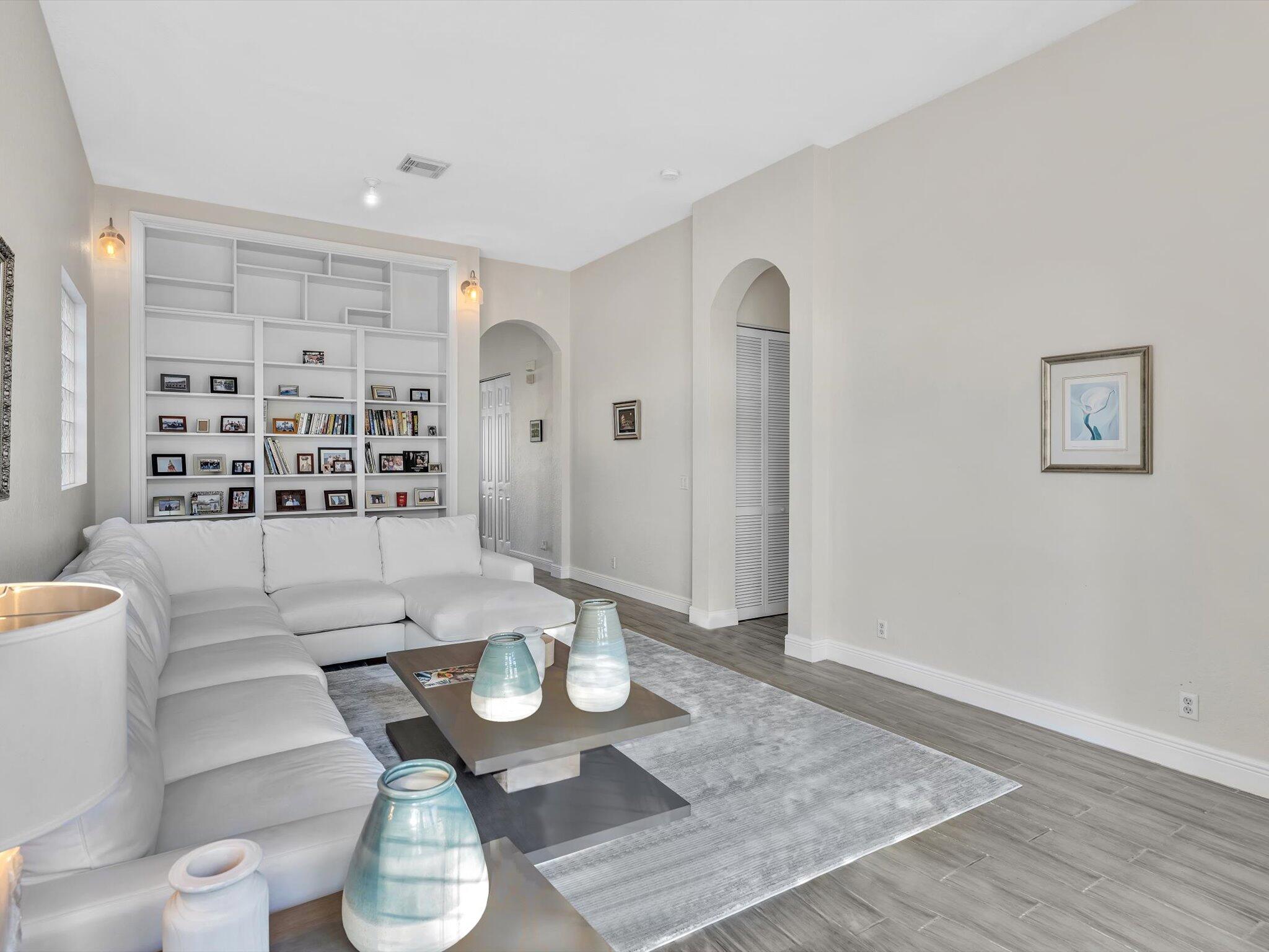 607 Gazetta Way