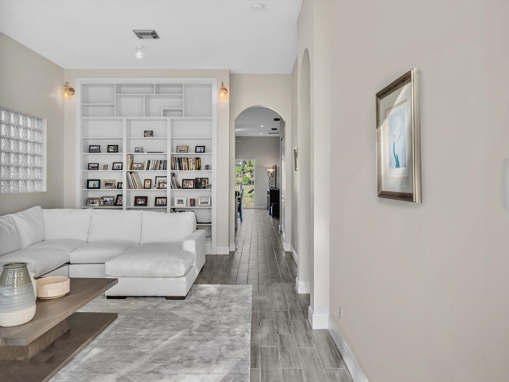 607 Gazetta Way