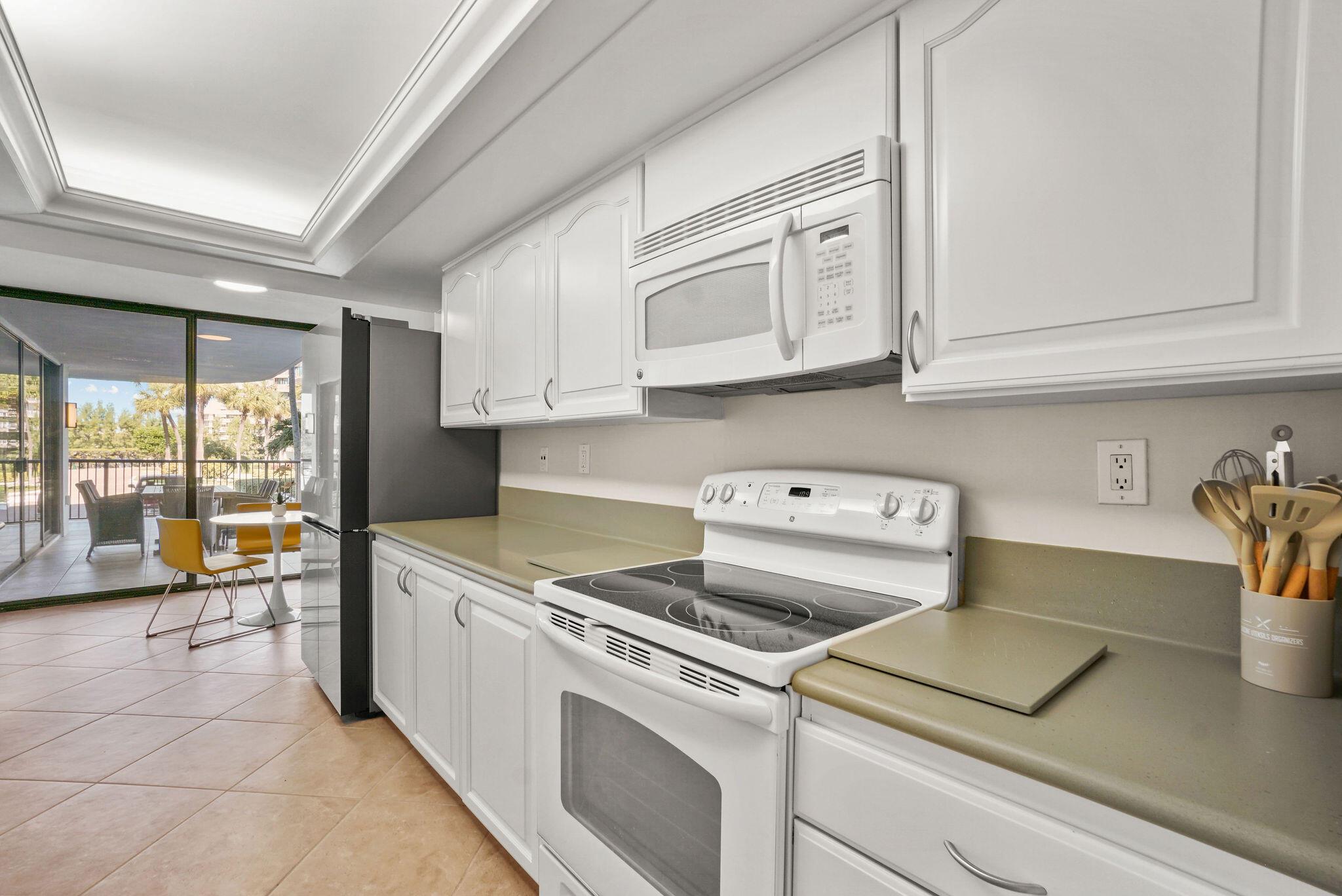 3440 S Ocean Boulevard 105s