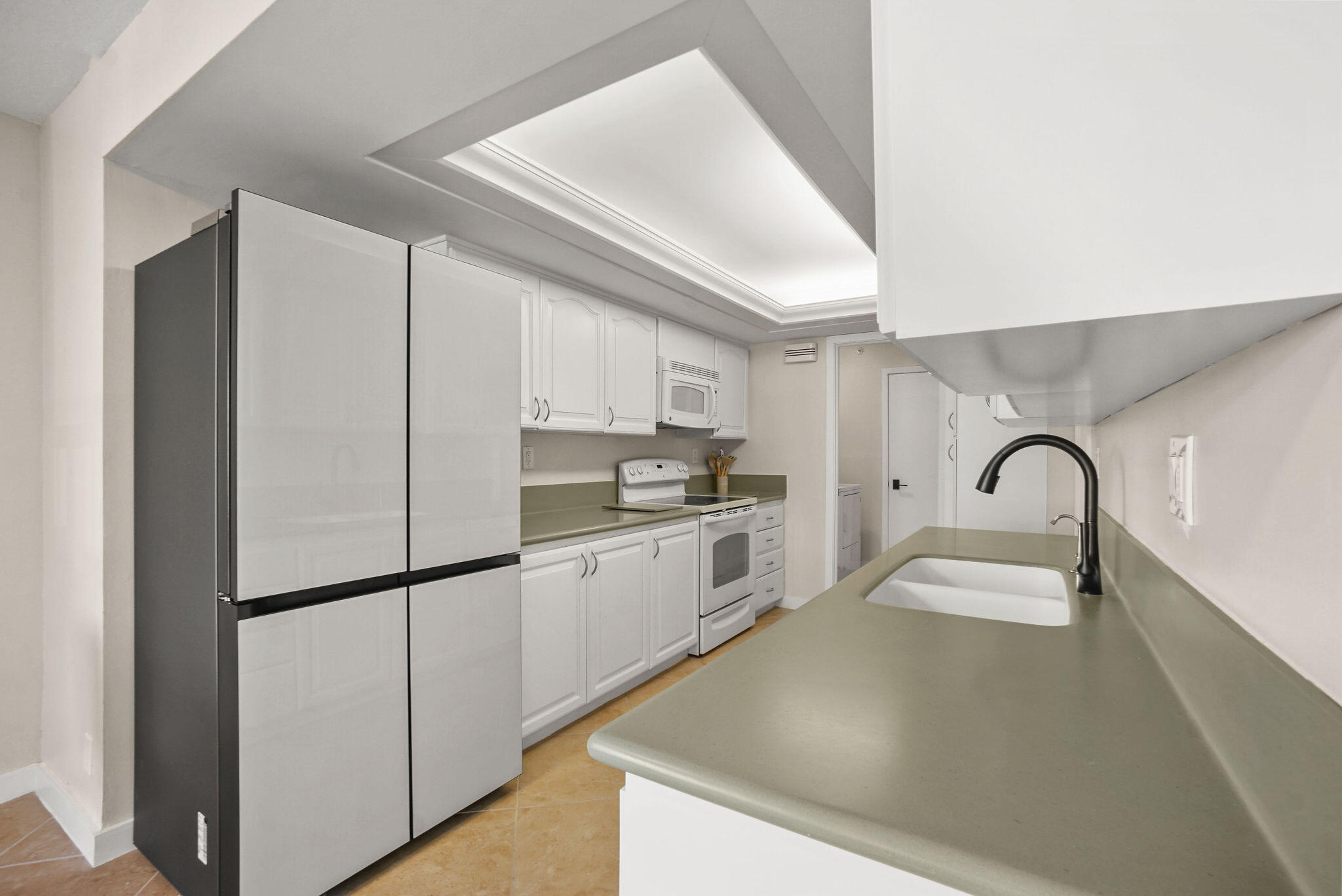 3440 S Ocean Boulevard 105s