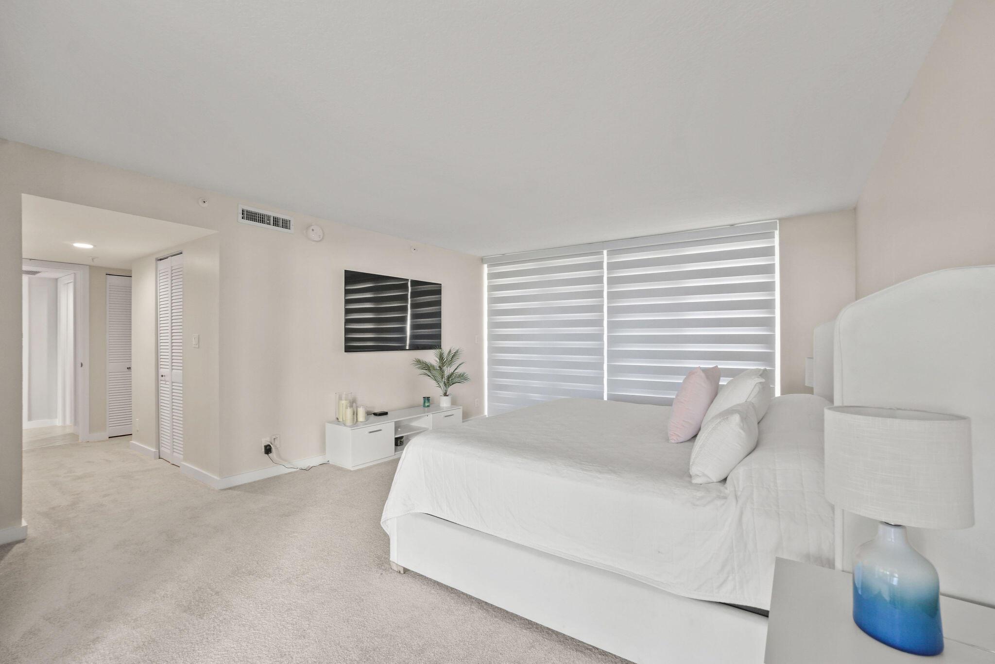 3440 S Ocean Boulevard 105s