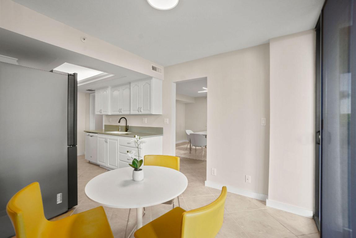 3440 S Ocean Boulevard 105s