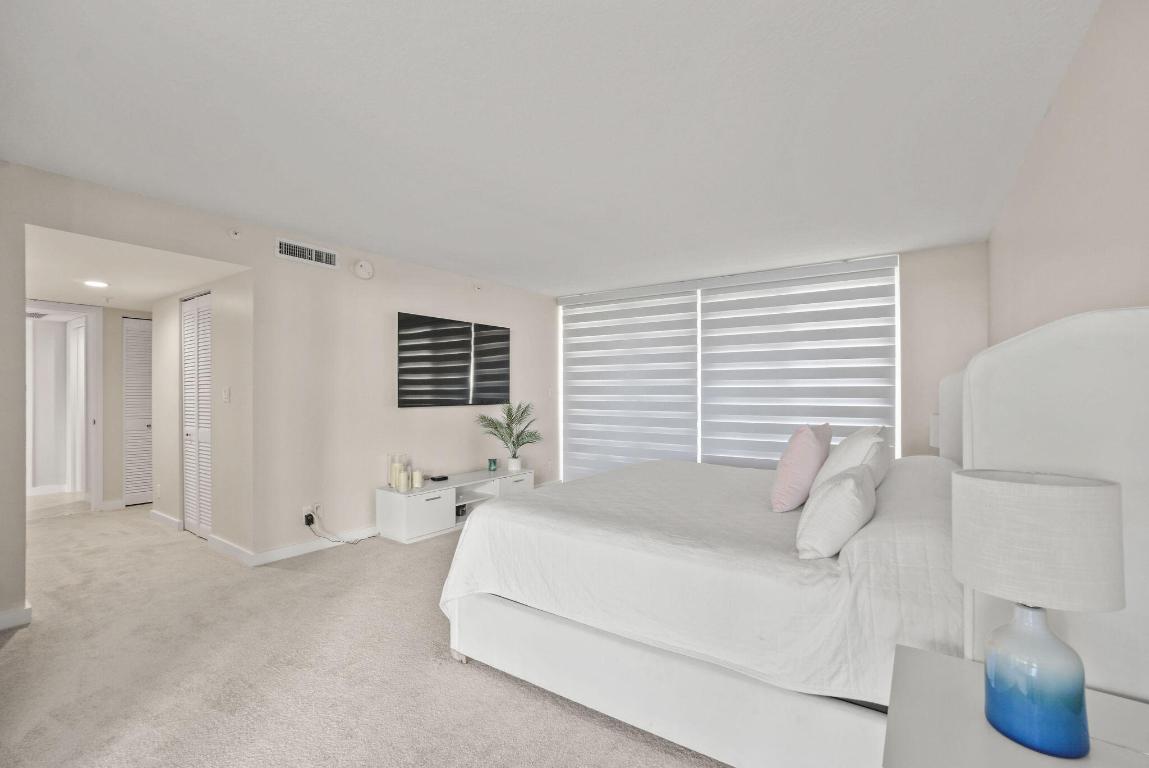 3440 S Ocean Boulevard 105s