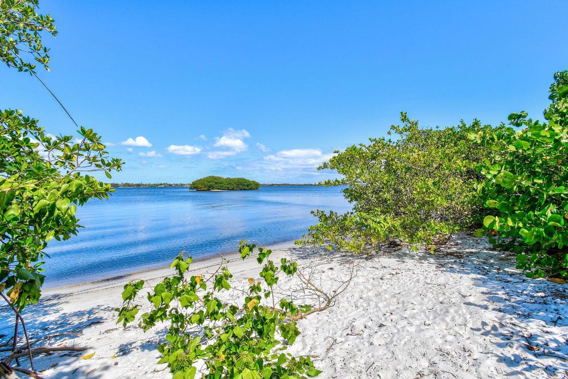 3440 S Ocean Boulevard 105s